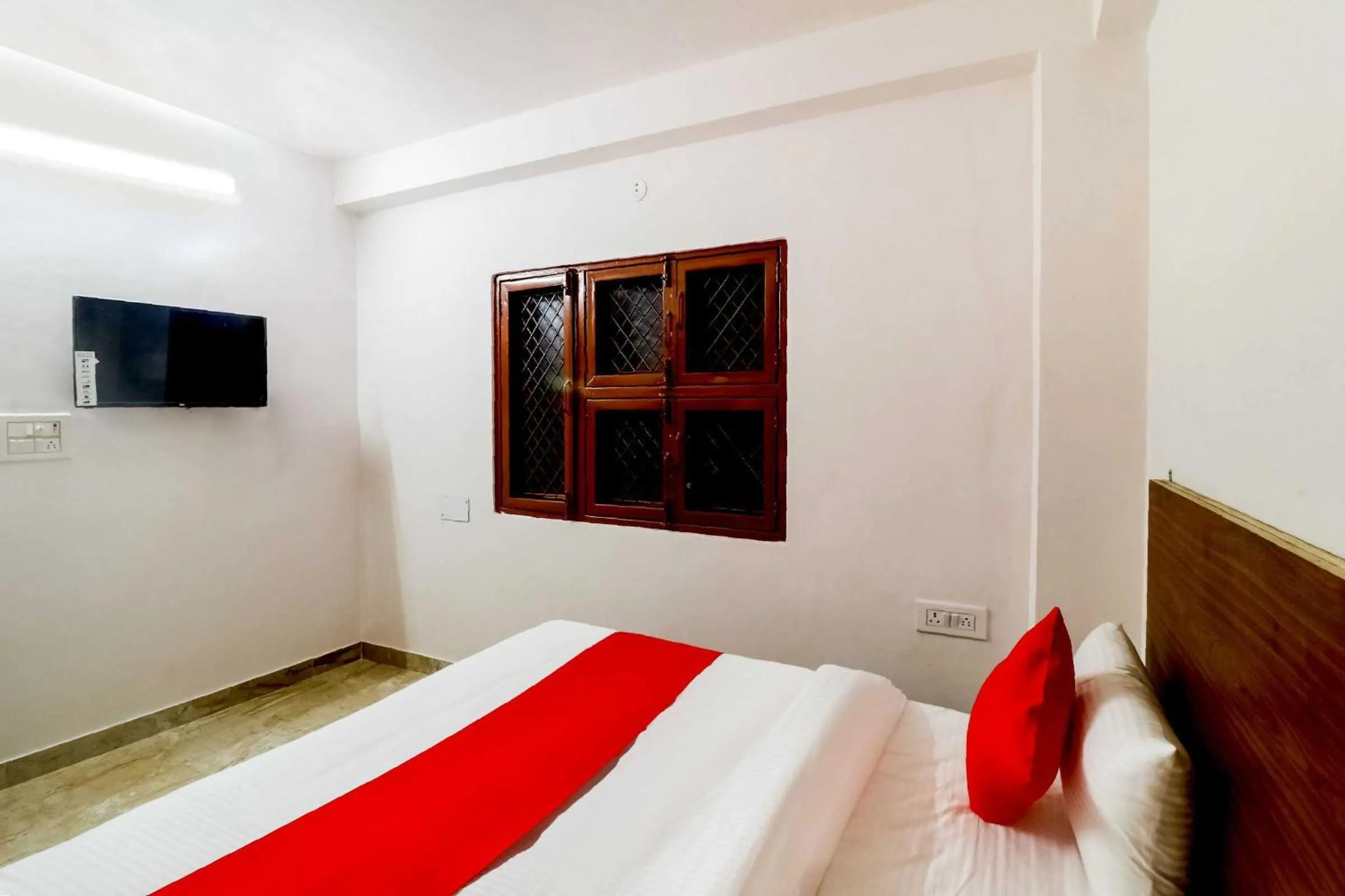 Bedroom in Hotel O Lovely Inn Near Akshardham