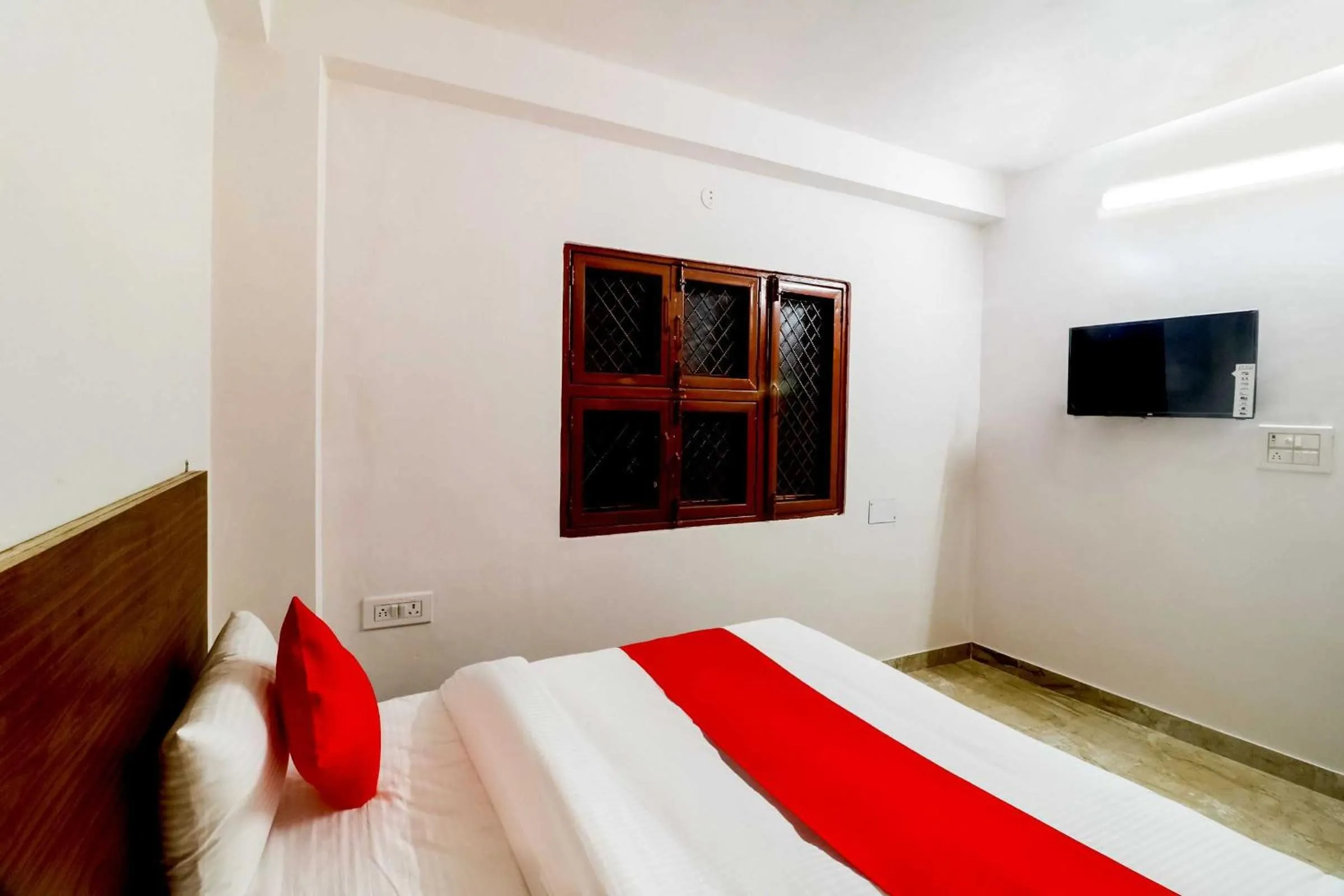 Bedroom in Hotel O Lovely Inn Near Akshardham