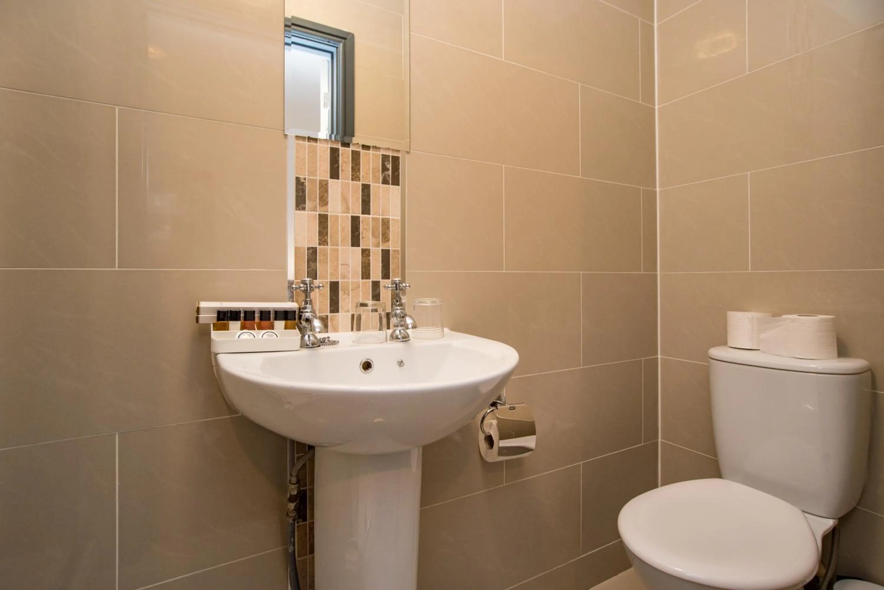 Bathroom in Wilson Lodge