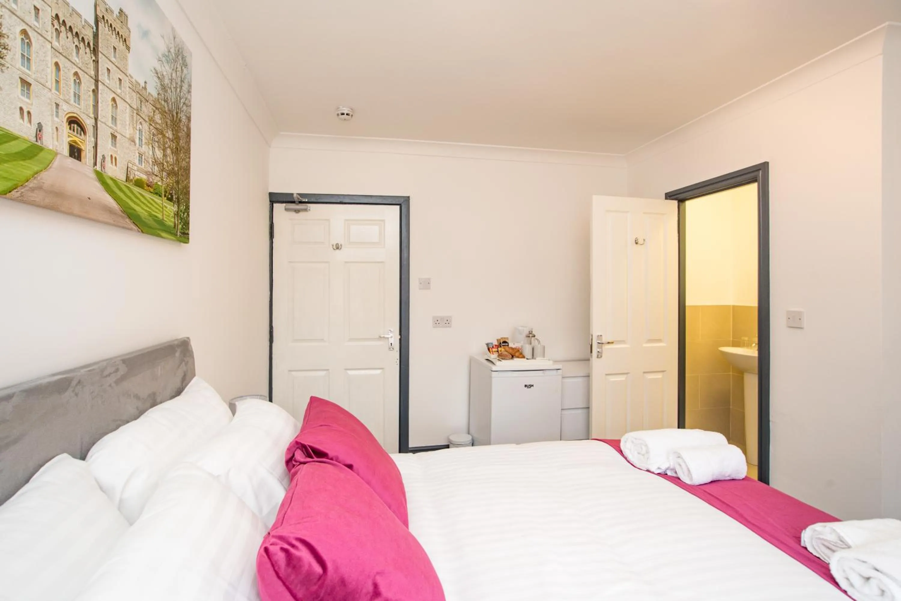 Bedroom, Bed in Wilson Lodge