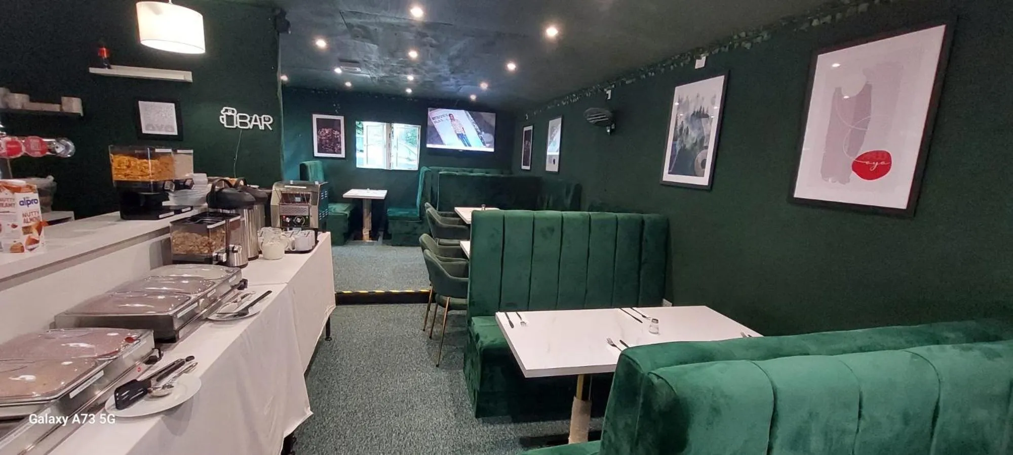 Restaurant/places to eat in Wilson Lodge