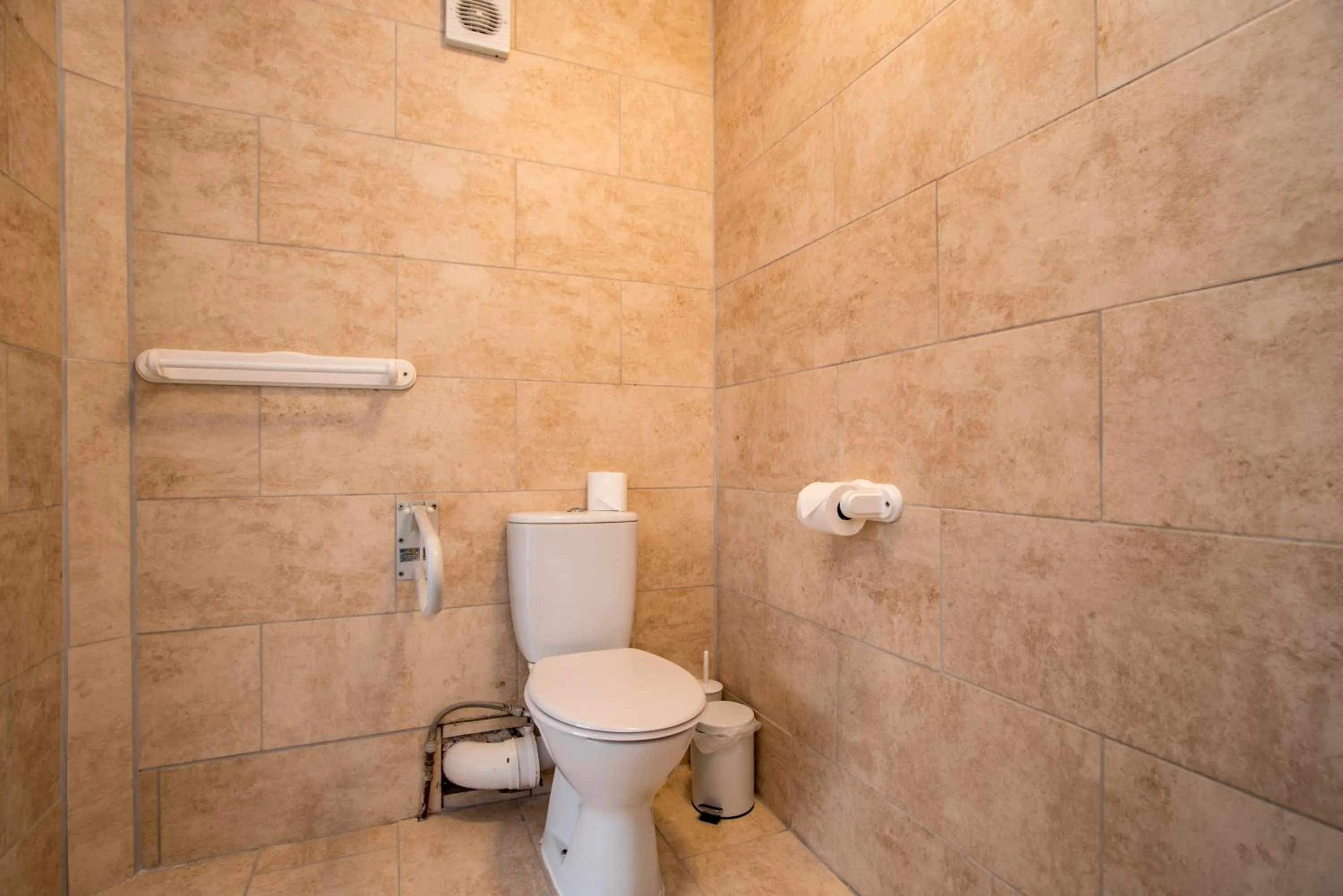 Bathroom in Wilson Lodge