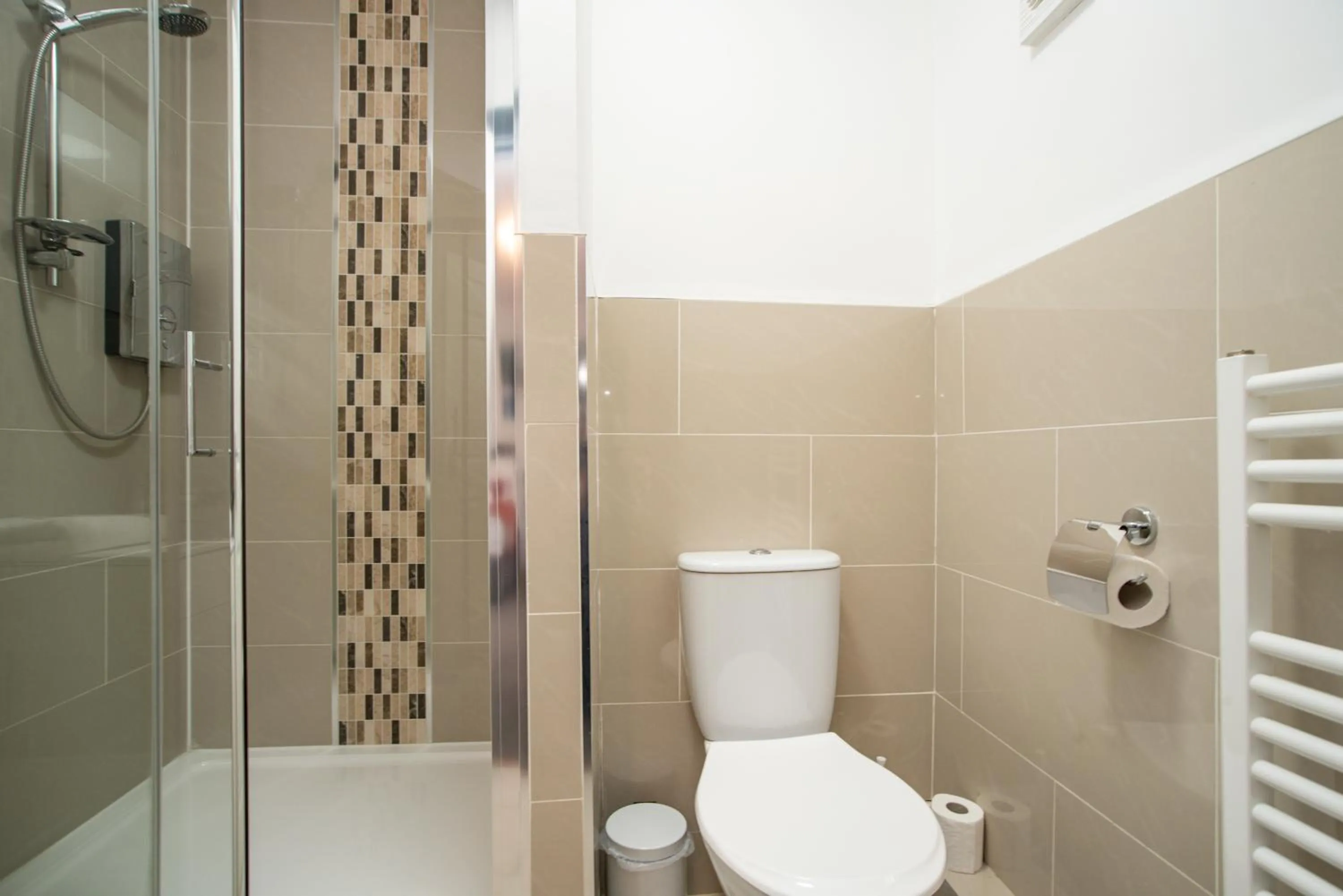 Bathroom in Wilson Lodge