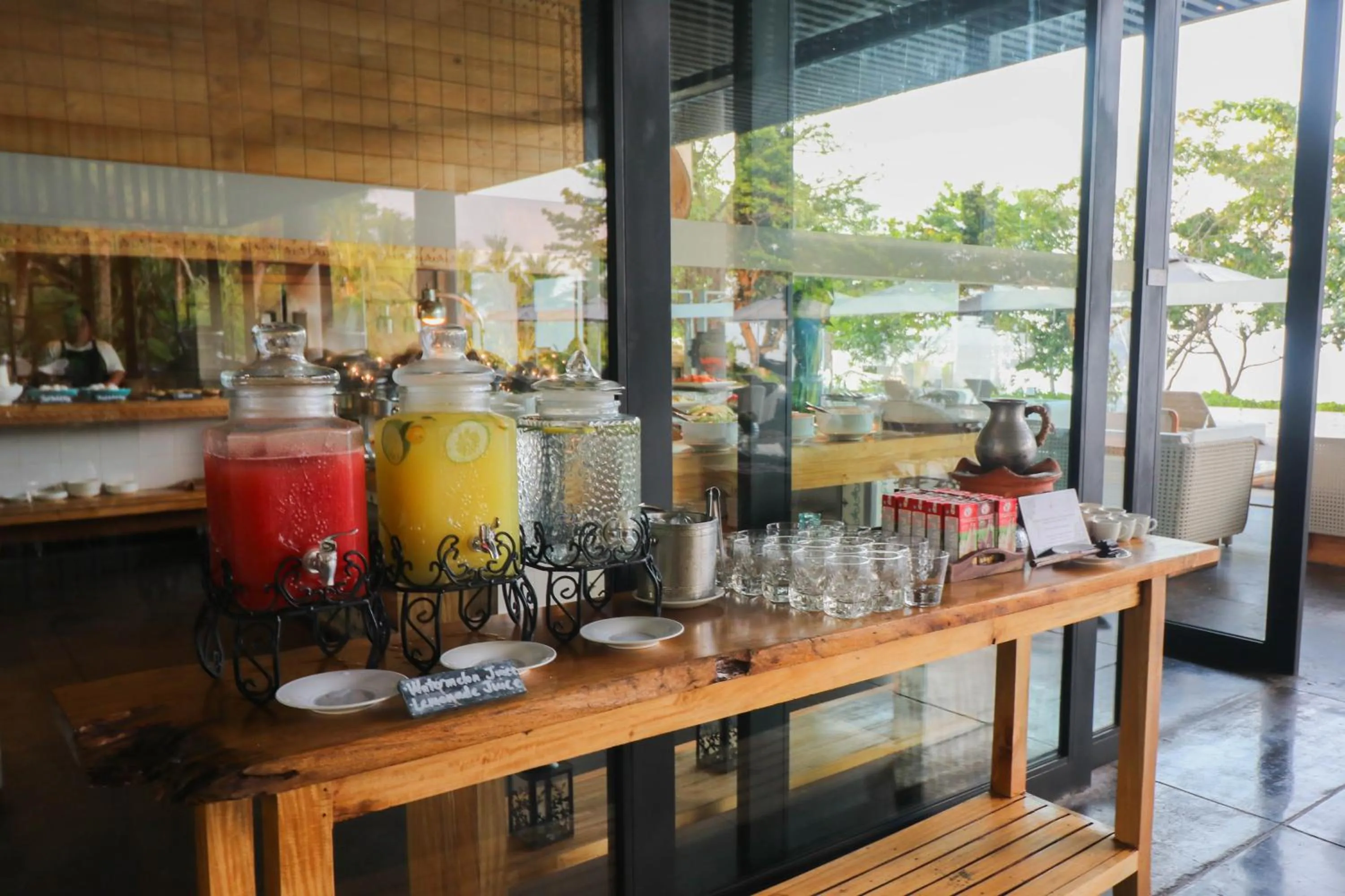 Restaurant/places to eat in Amorita Resort Bohol
