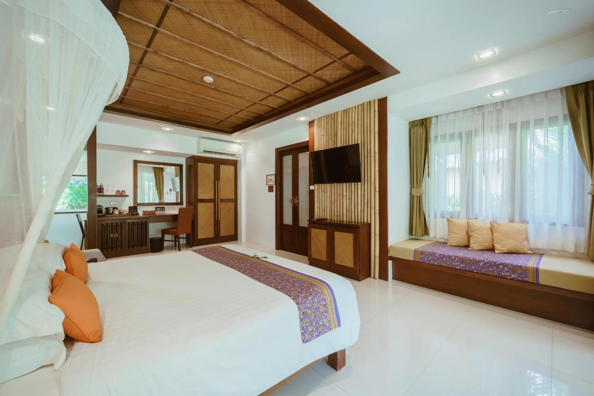 Bed in Ban Sainai Resort- Aonang's Green Resort