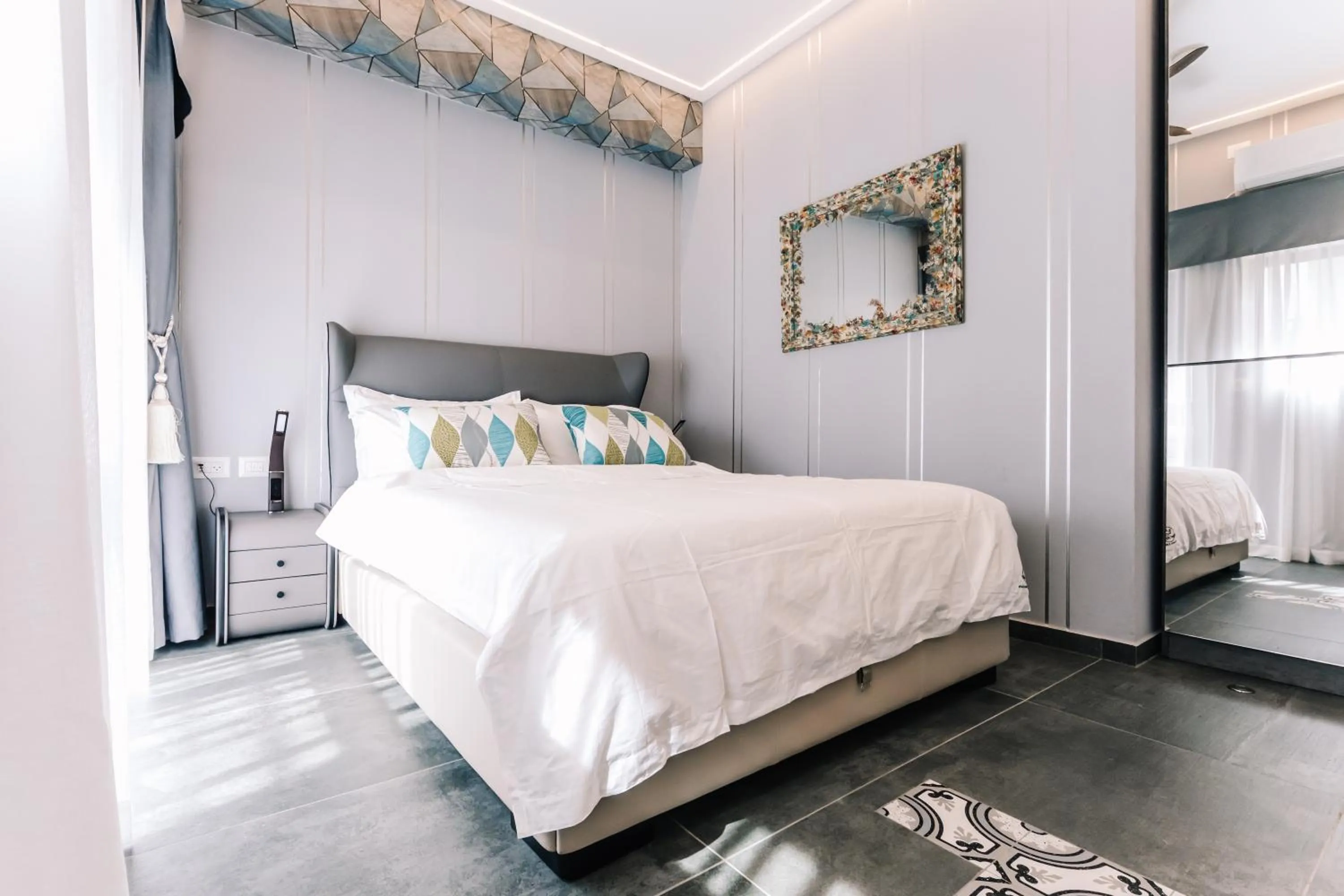 Bed in King's Rooftop Studios