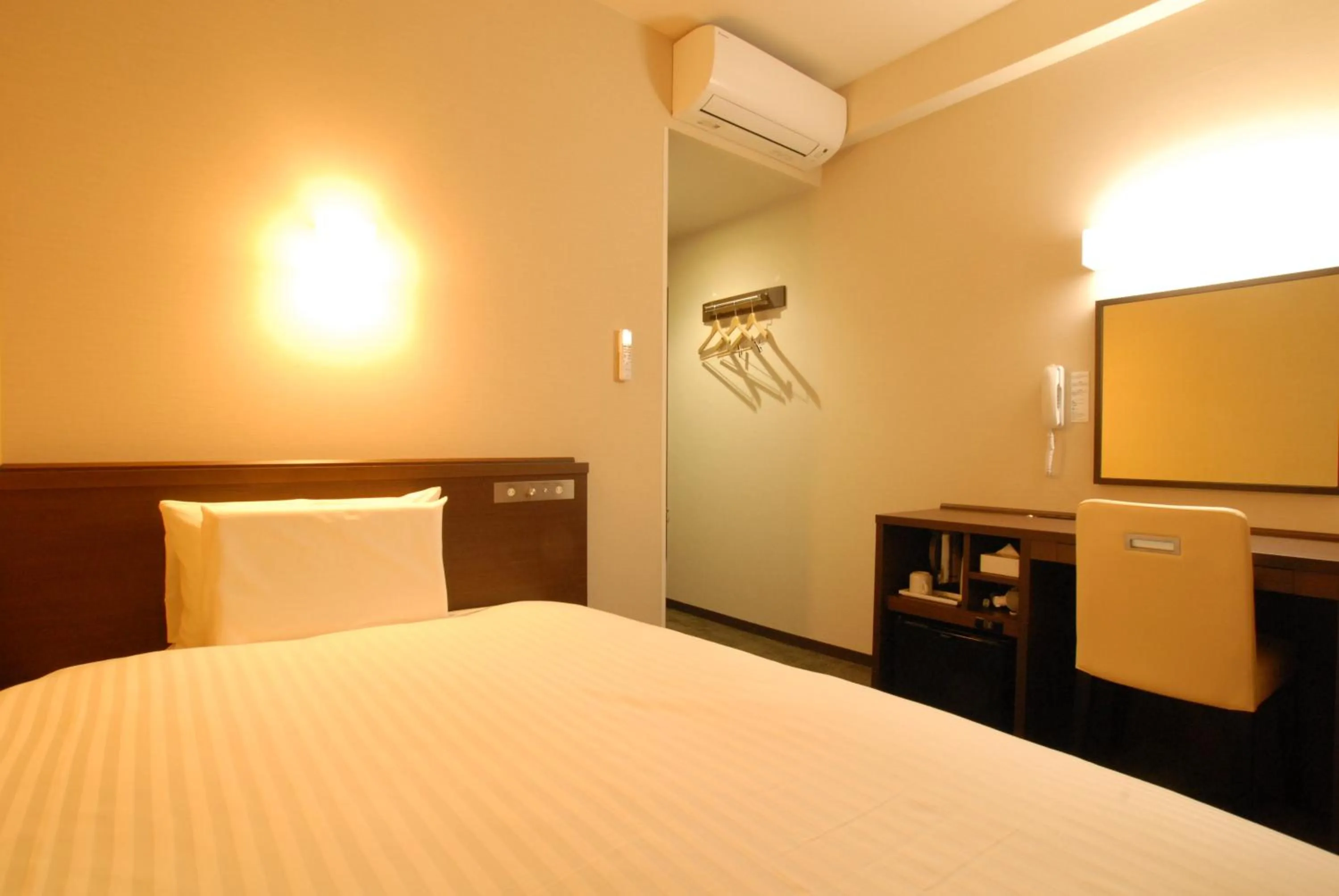 Bed in AB Hotel Gifu