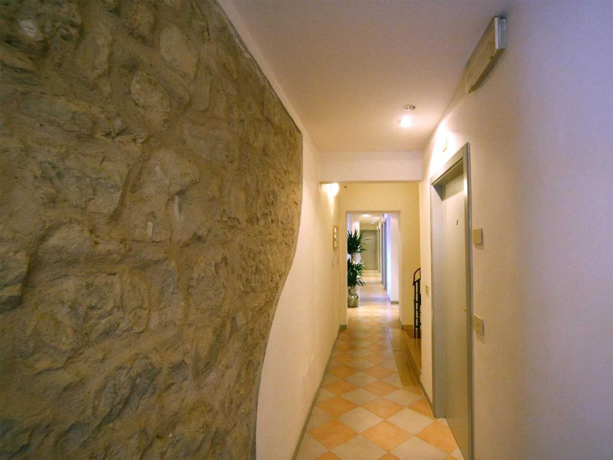 Decorative detail in Albergo Ristorante Corsini