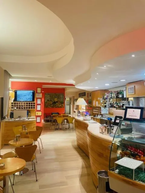 Restaurant/places to eat in Albergo Ristorante Corsini