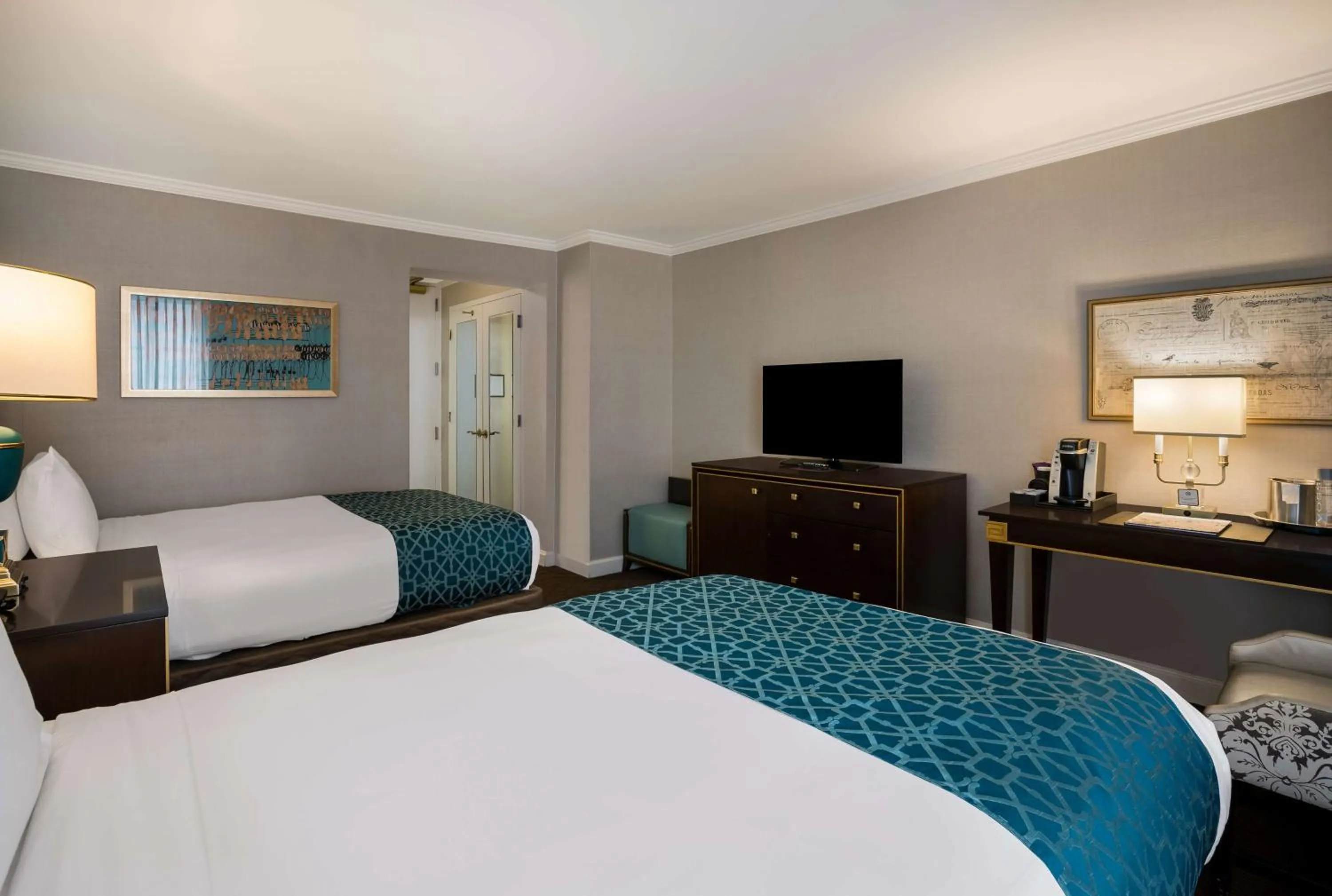 Bedroom, Bed in The Royal Sonesta New Orleans