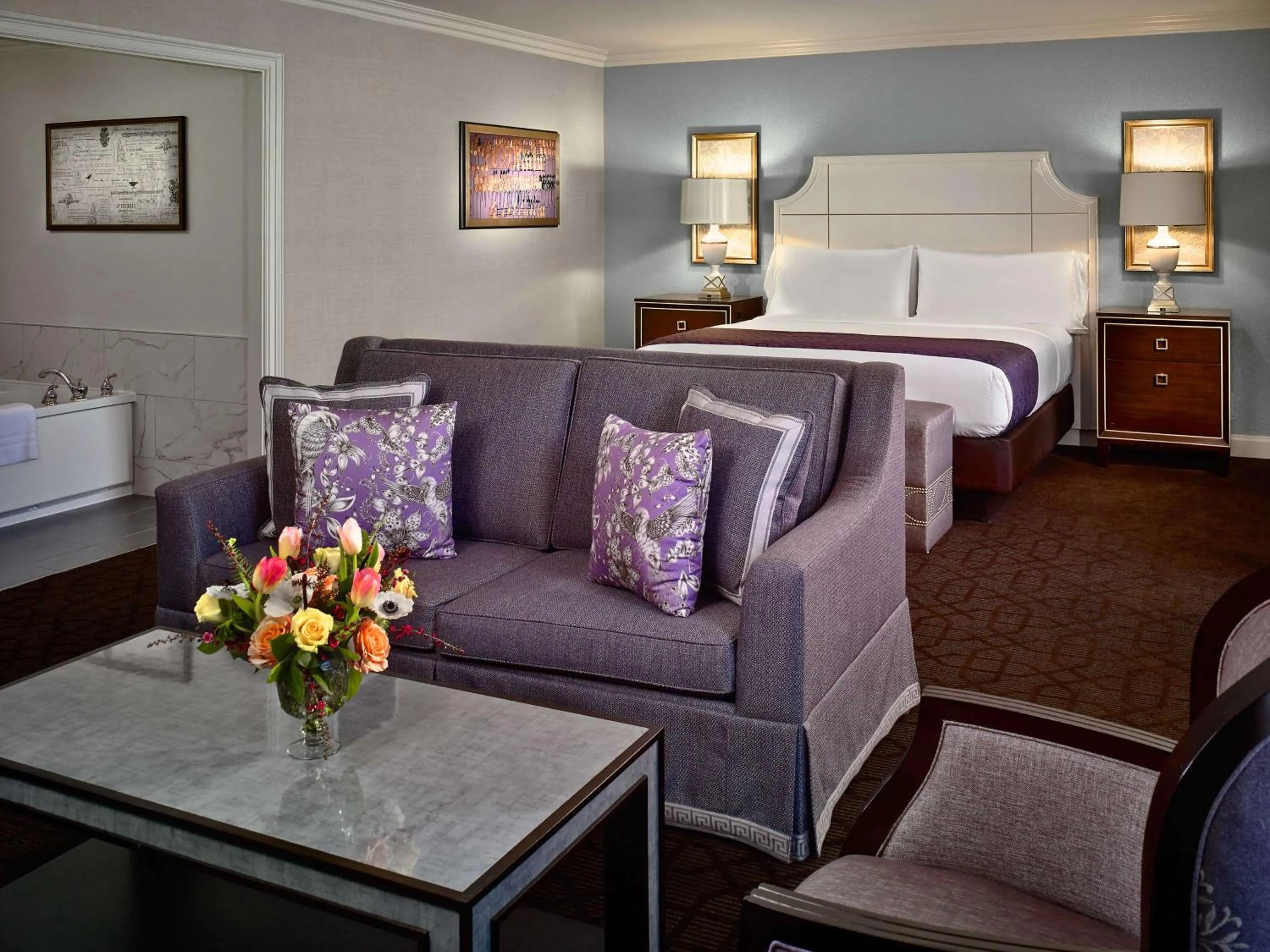 Photo of the whole room, Bed in The Royal Sonesta New Orleans