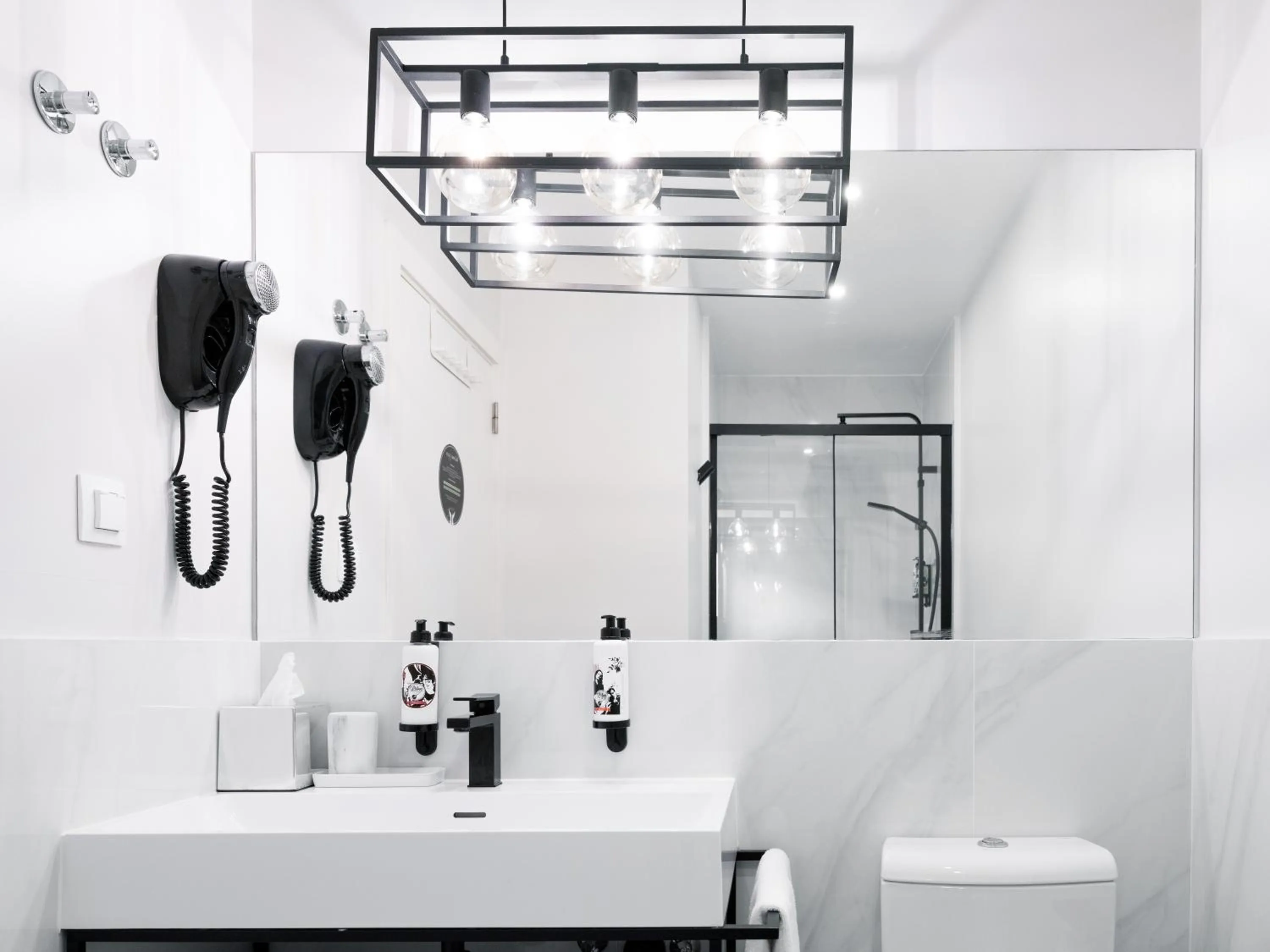 Bathroom in The ART INN Lisbon