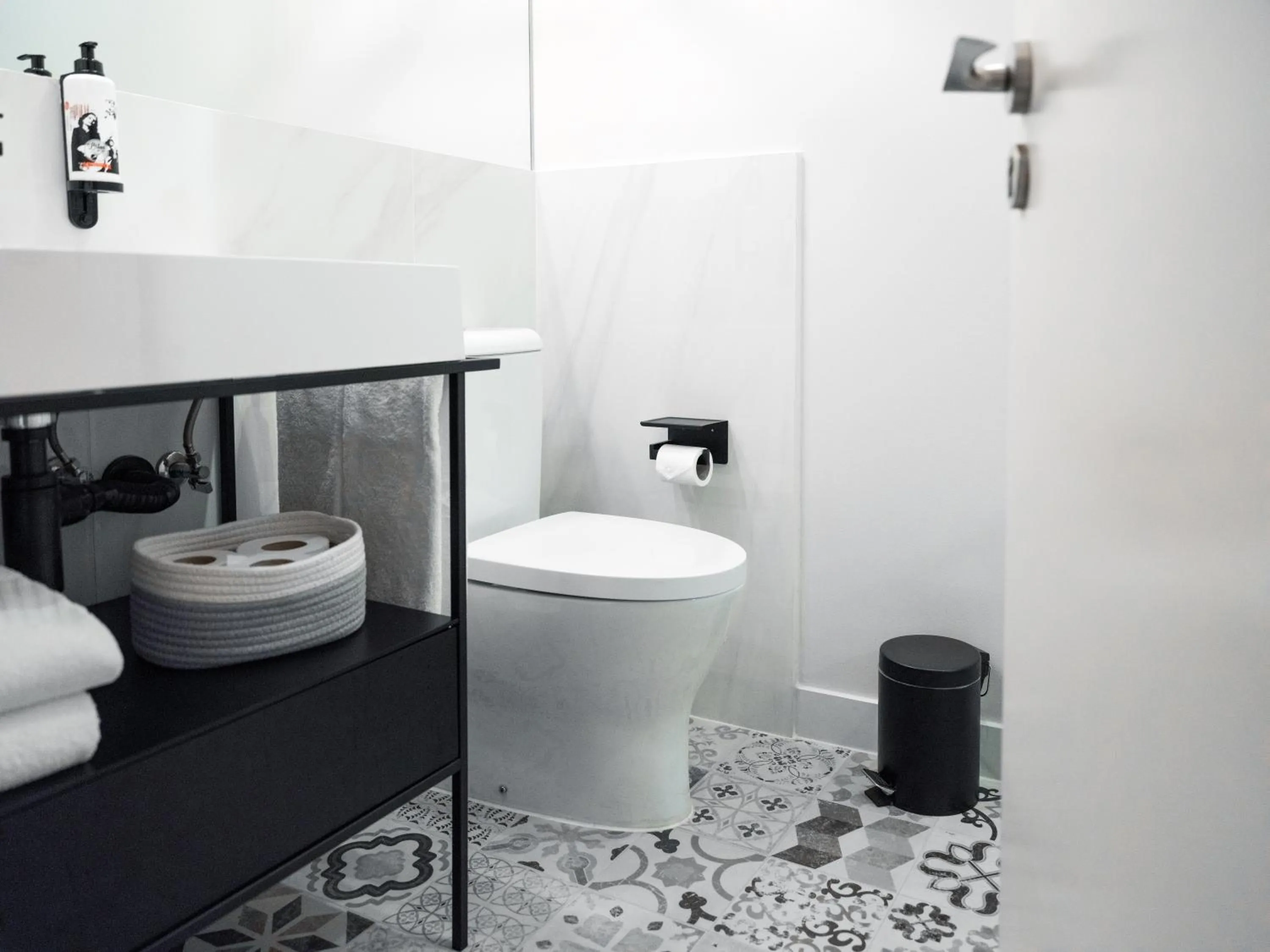 Bathroom in The ART INN Lisbon