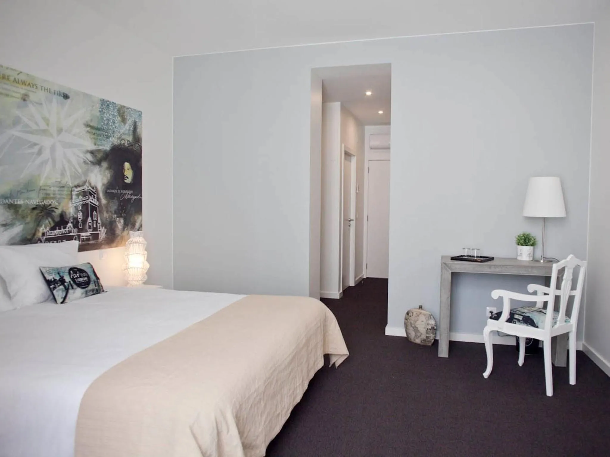 Photo of the whole room, Bed in The ART INN Lisbon