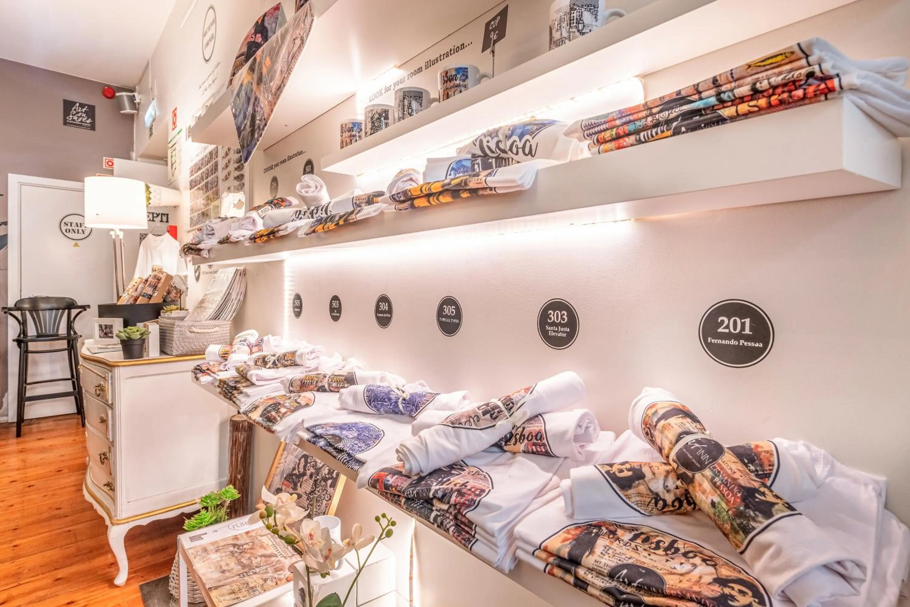 On-site shops in The ART INN Lisbon