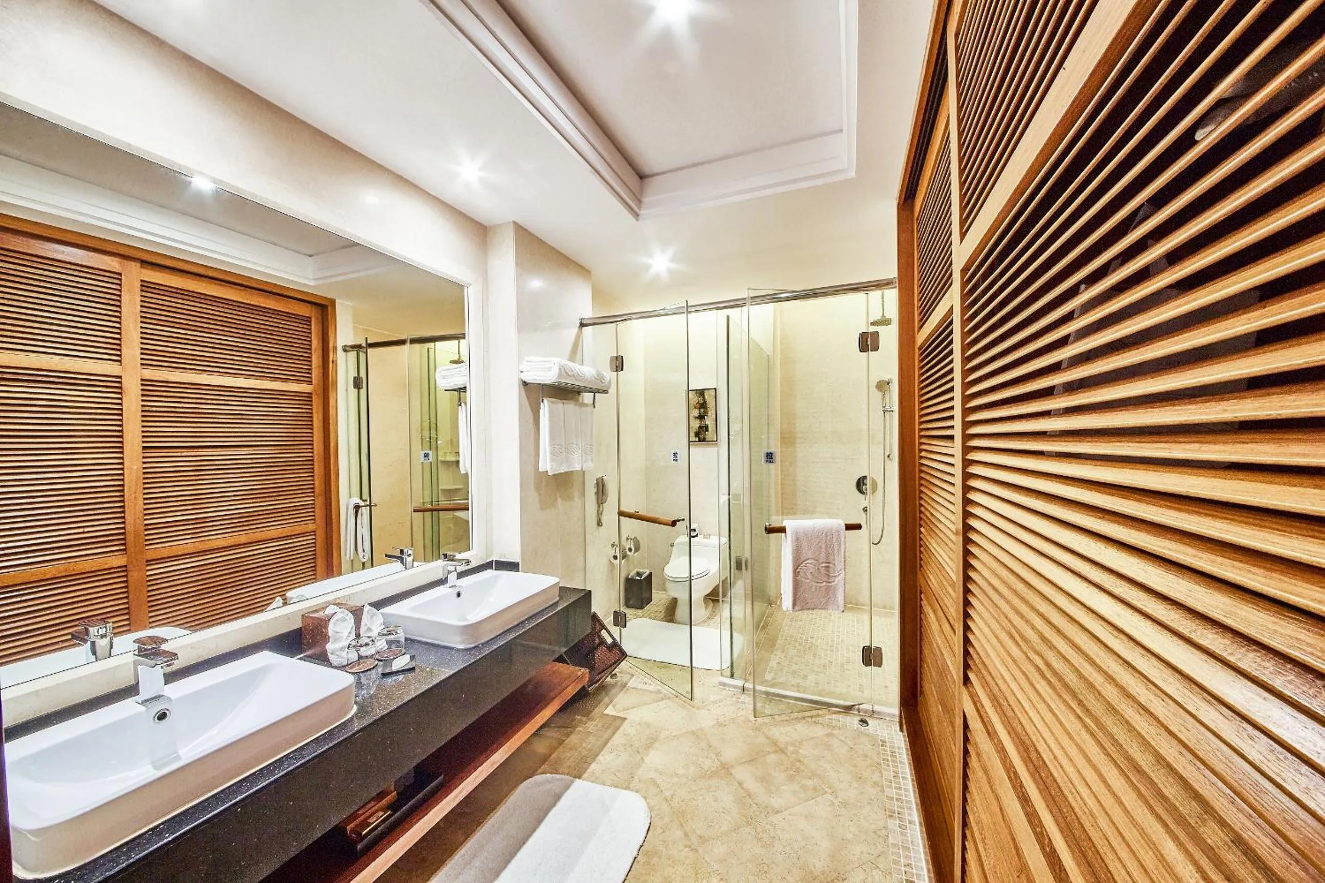 Ocean Sonic Resort Sanya