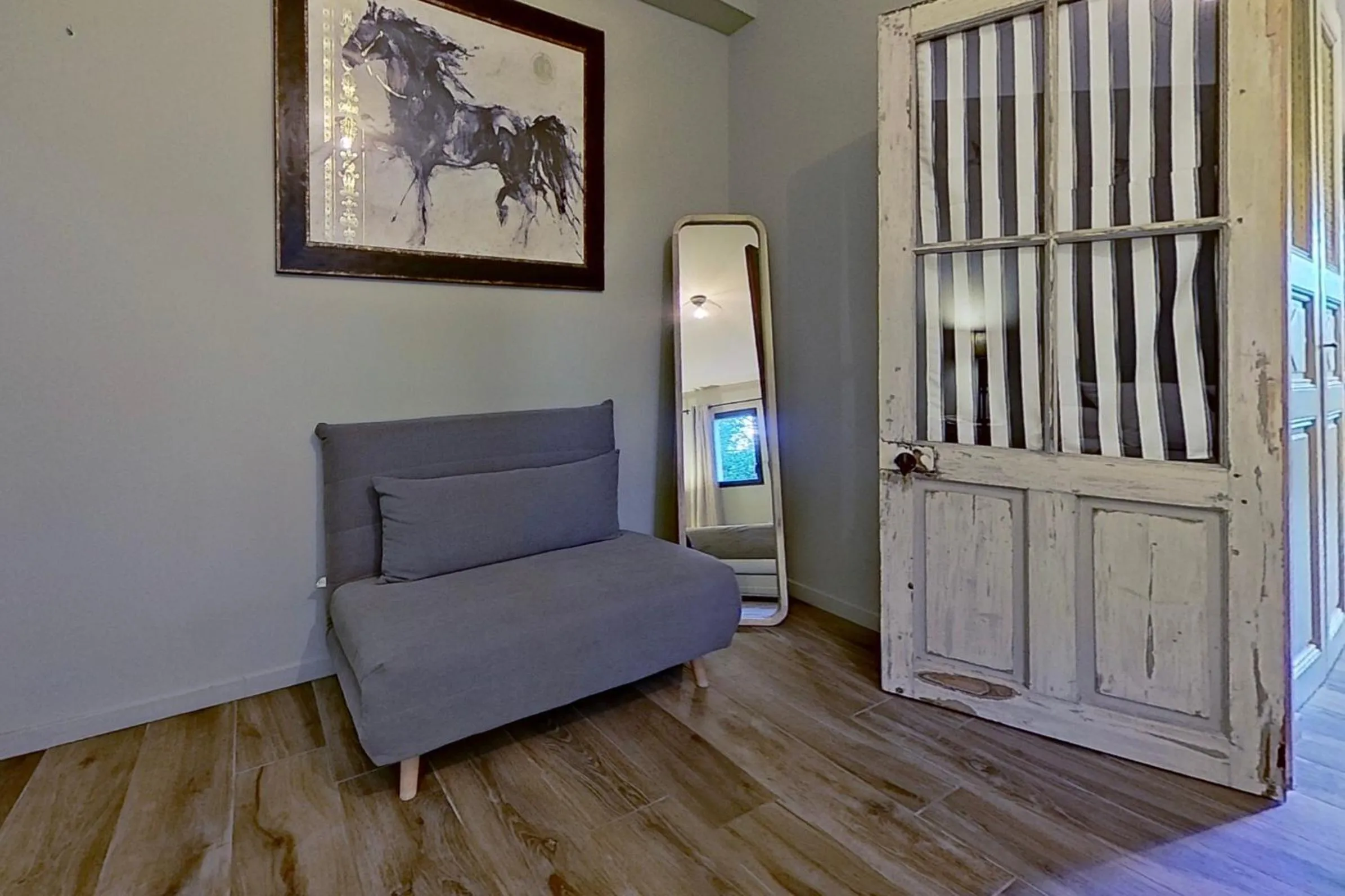 Bedroom in La Villa Dupont d'Avignon