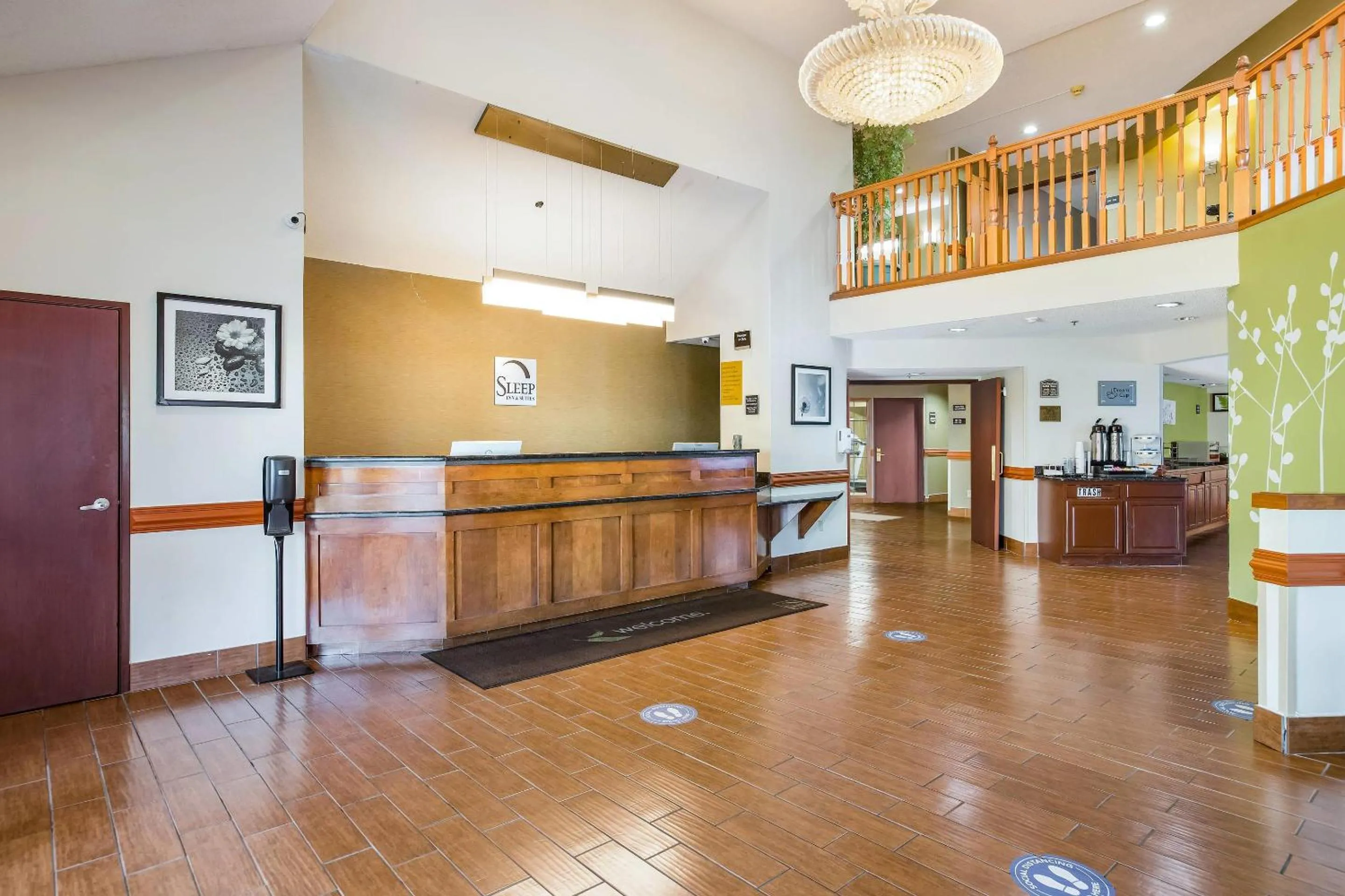 Lobby or reception in Sleep Inn & Suites Grand Rapids Southeast - Kentwood