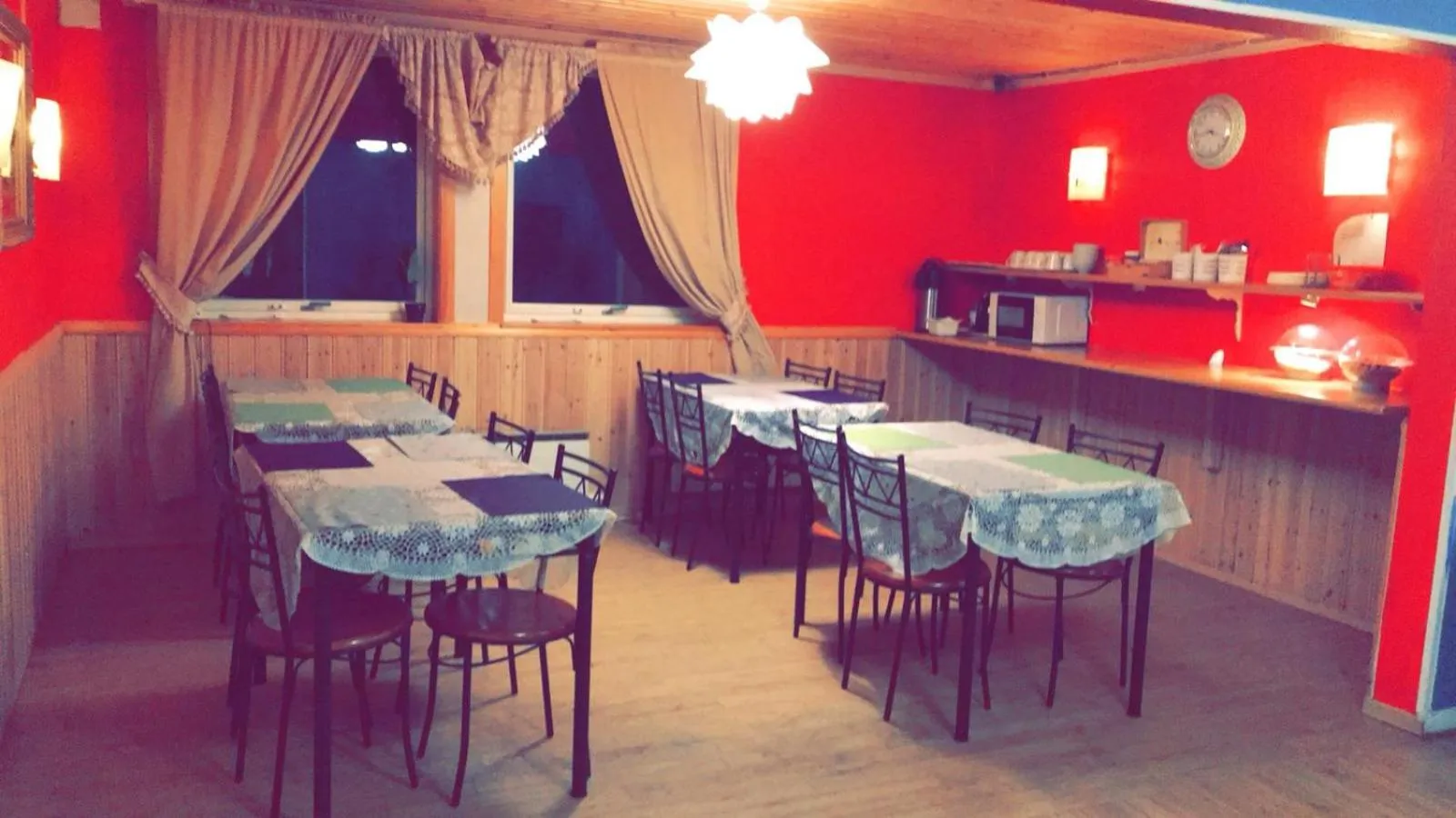 Dining area in Barents Hotell