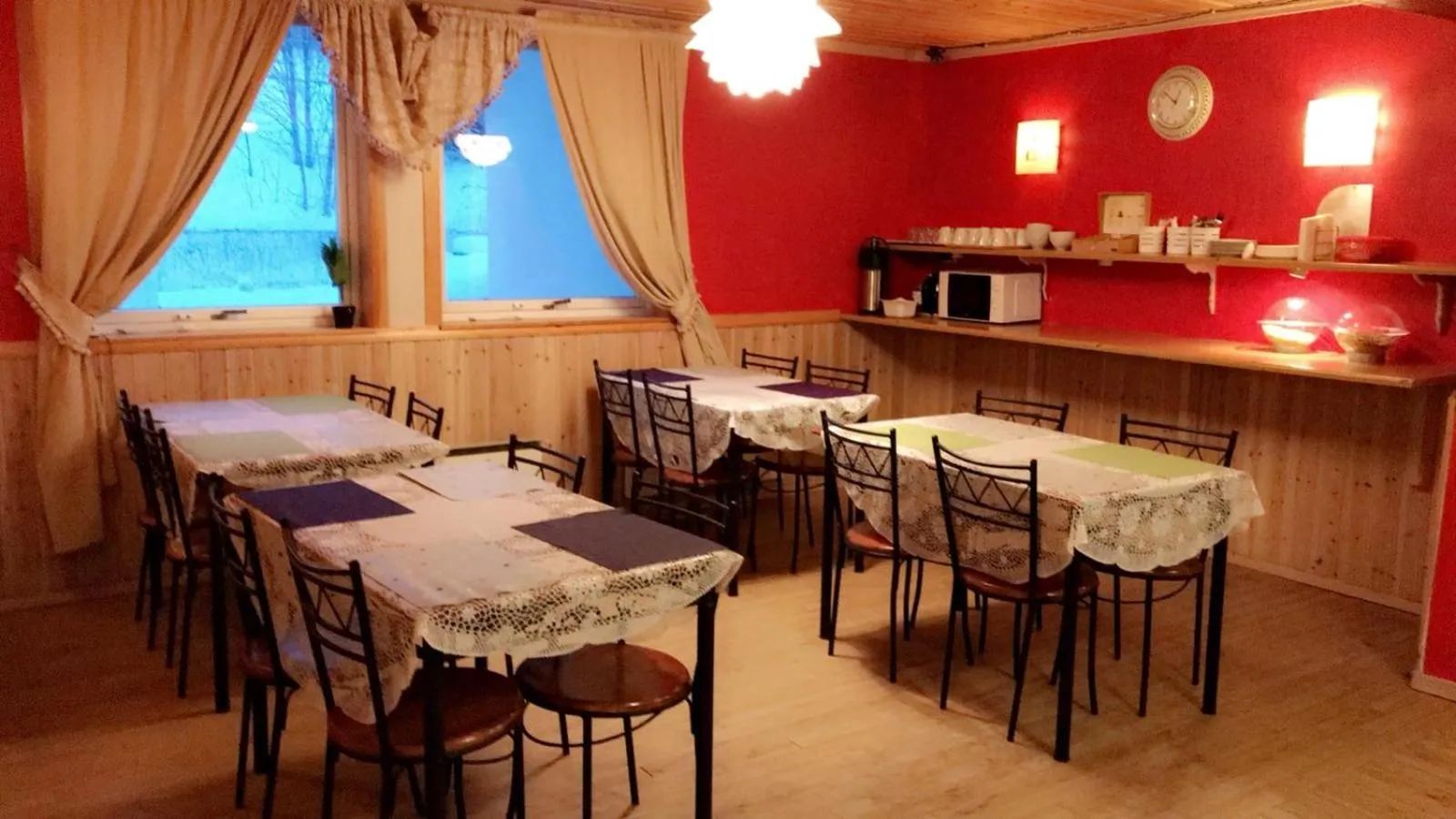 Dining area in Barents Hotell