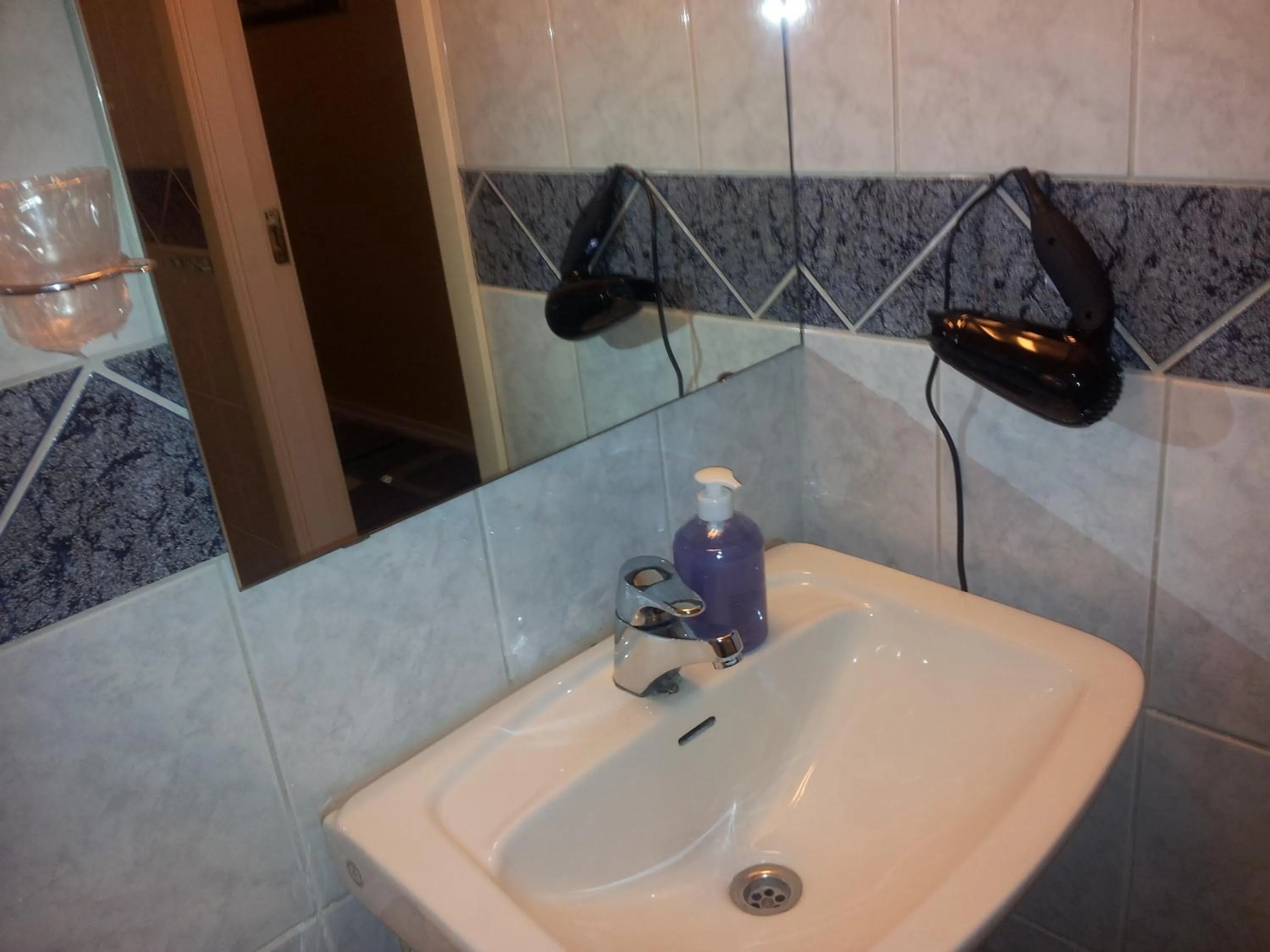 Bathroom in Barents Hotell