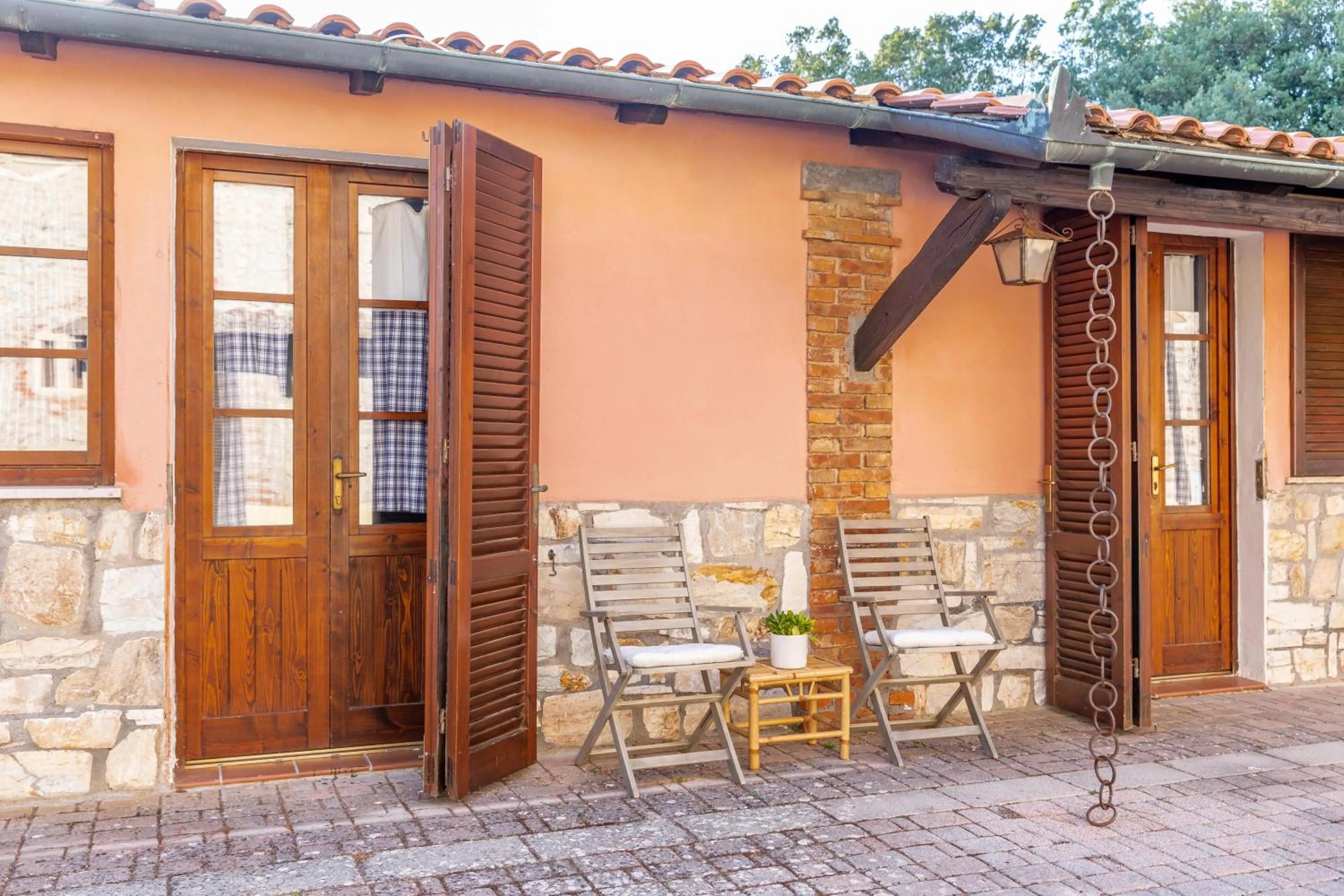 Photo of the whole room in Pian Dei Mucini Resort