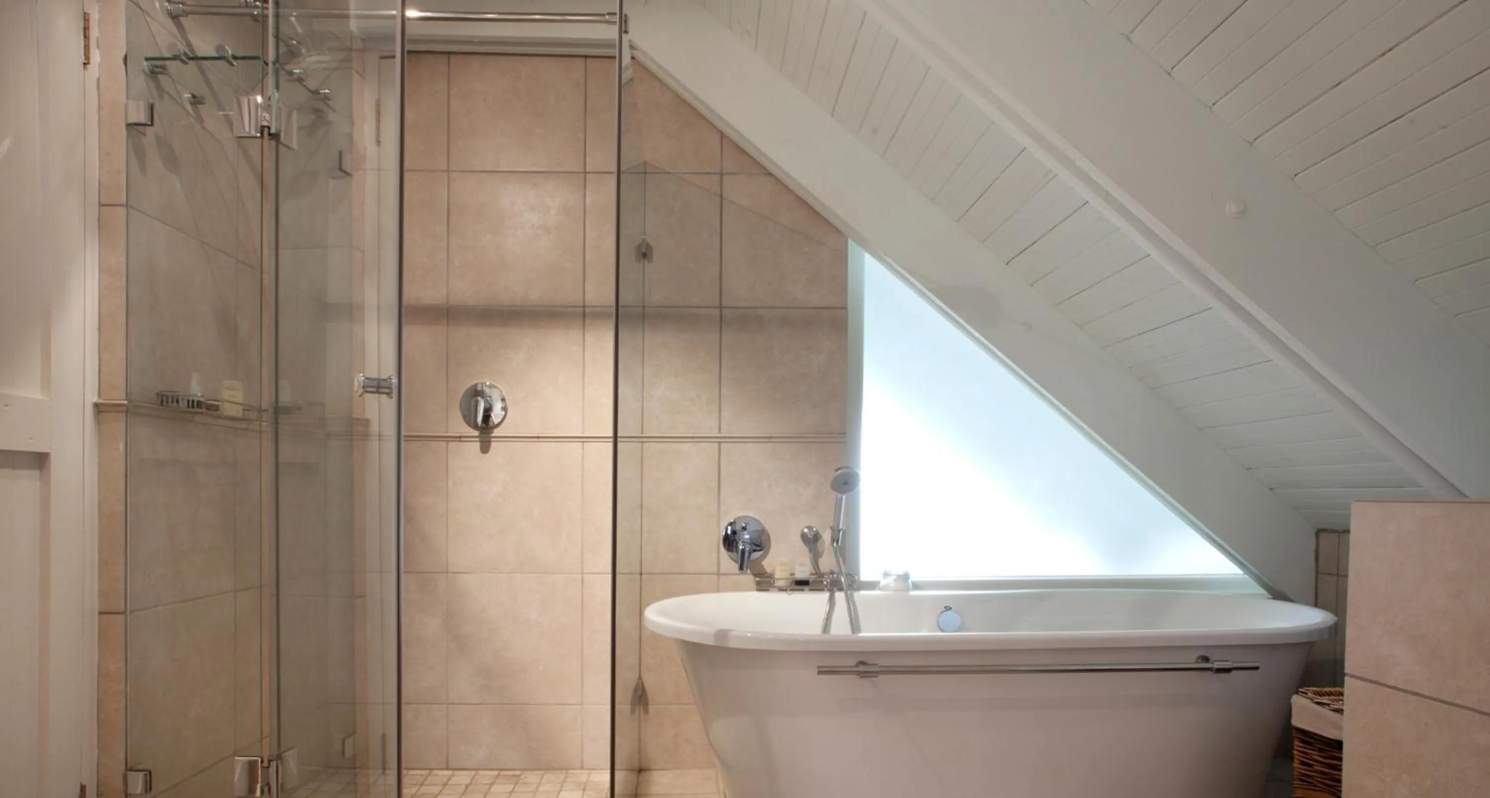 Shower in Klein Welmoed Luxury Guest House