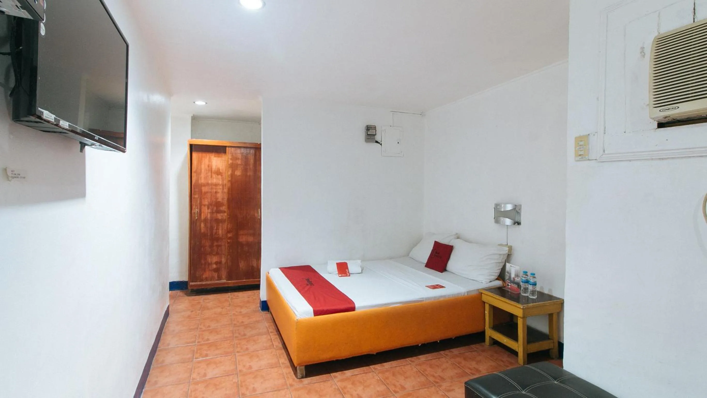 Bed in RedDoorz near East Avenue Medical Center