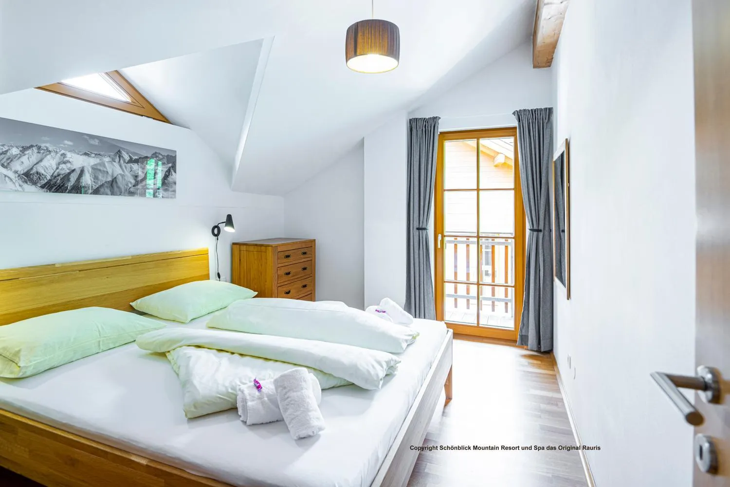 Bedroom, Bed in Schönblick Mountain Resort & Spa - Das Original!