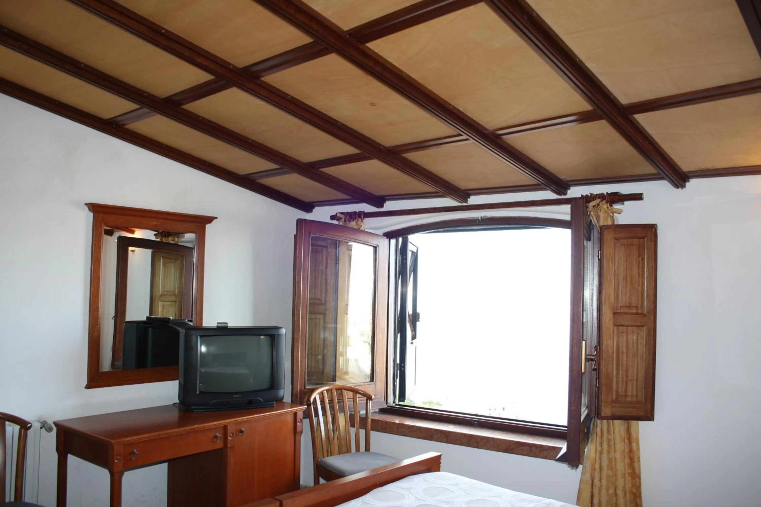 Photo of the whole room in Hotel Edelweiss