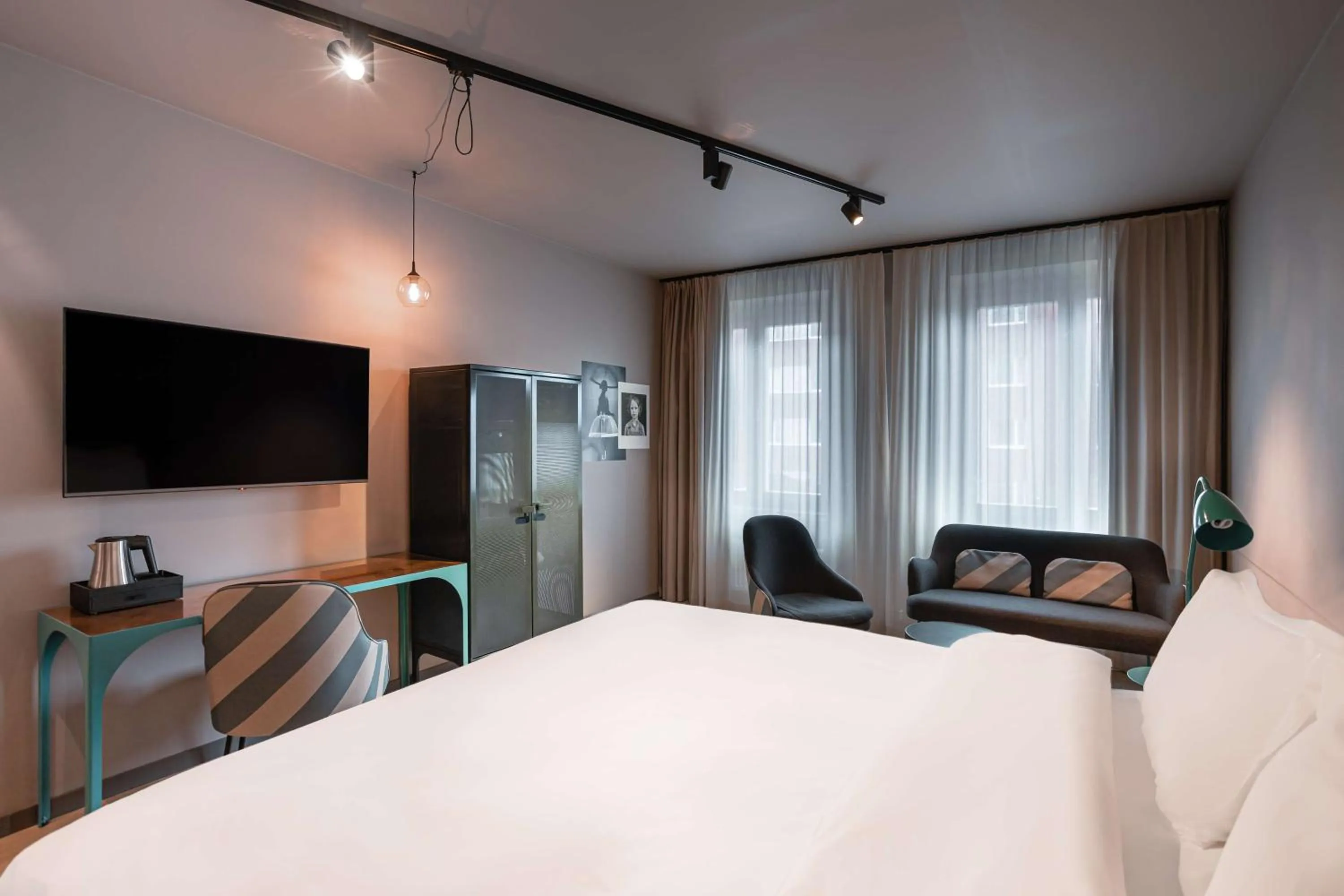 TV and multimedia, Bed in Story Hotel Signalfabriken, part of JdV by Hyatt