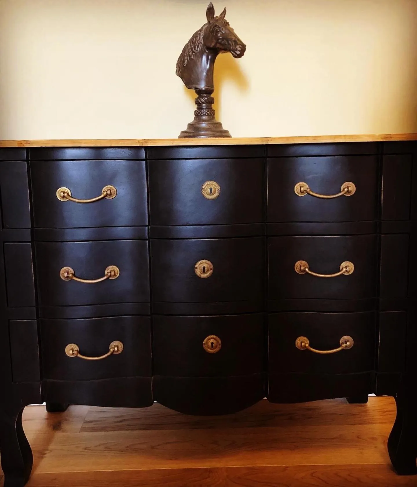 wardrobe in Hotel Haras De La Potardiere