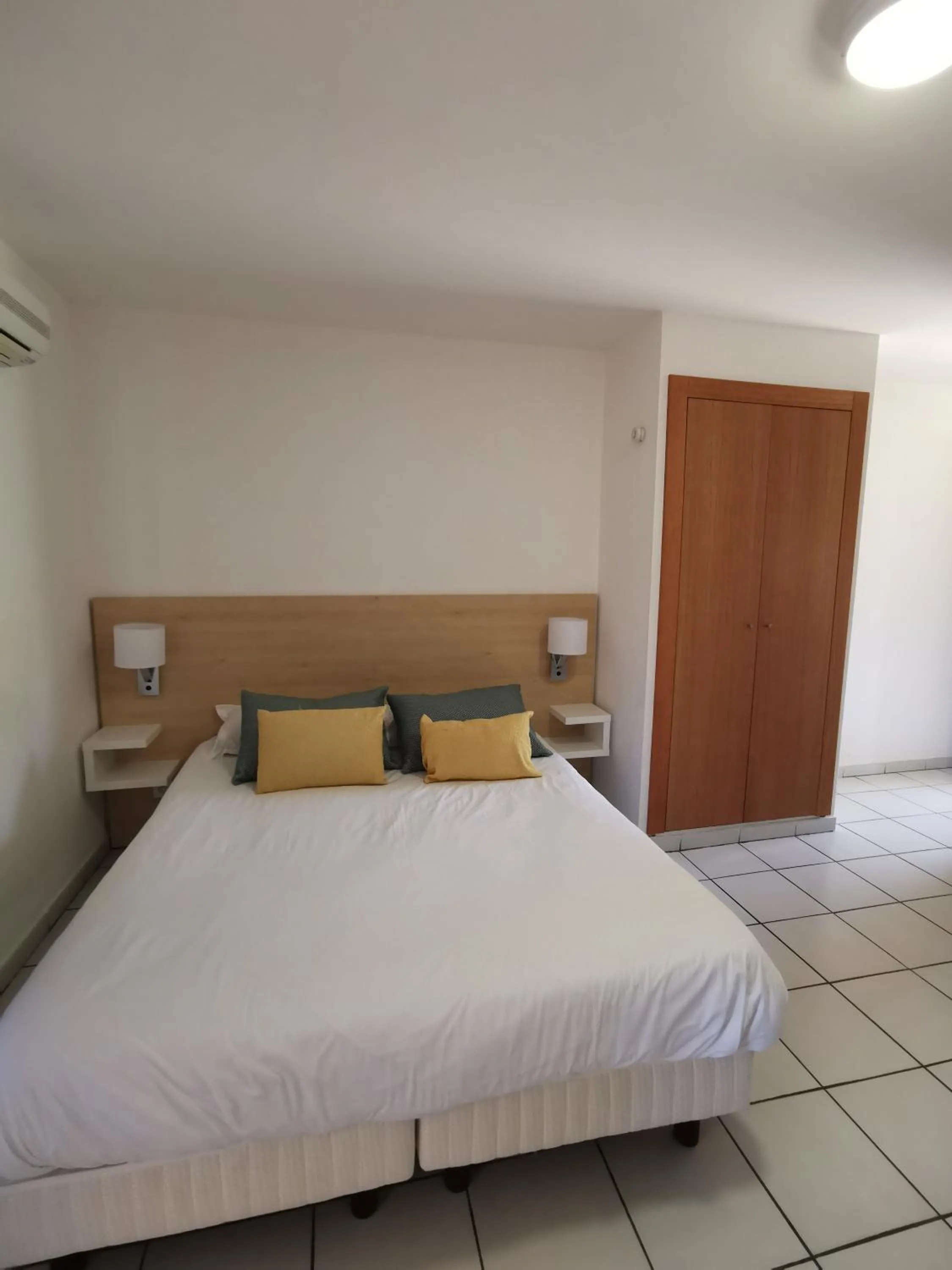 Bed in Résidence Saint Michel