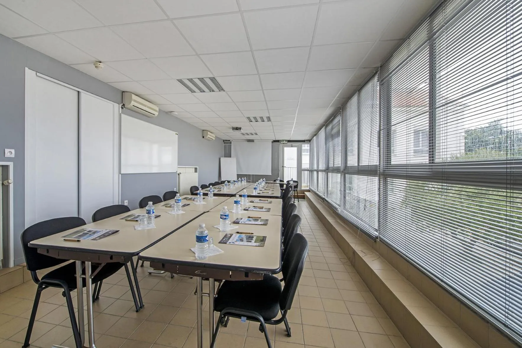 Meeting/conference room in TERNELIA Le Vent Du Large