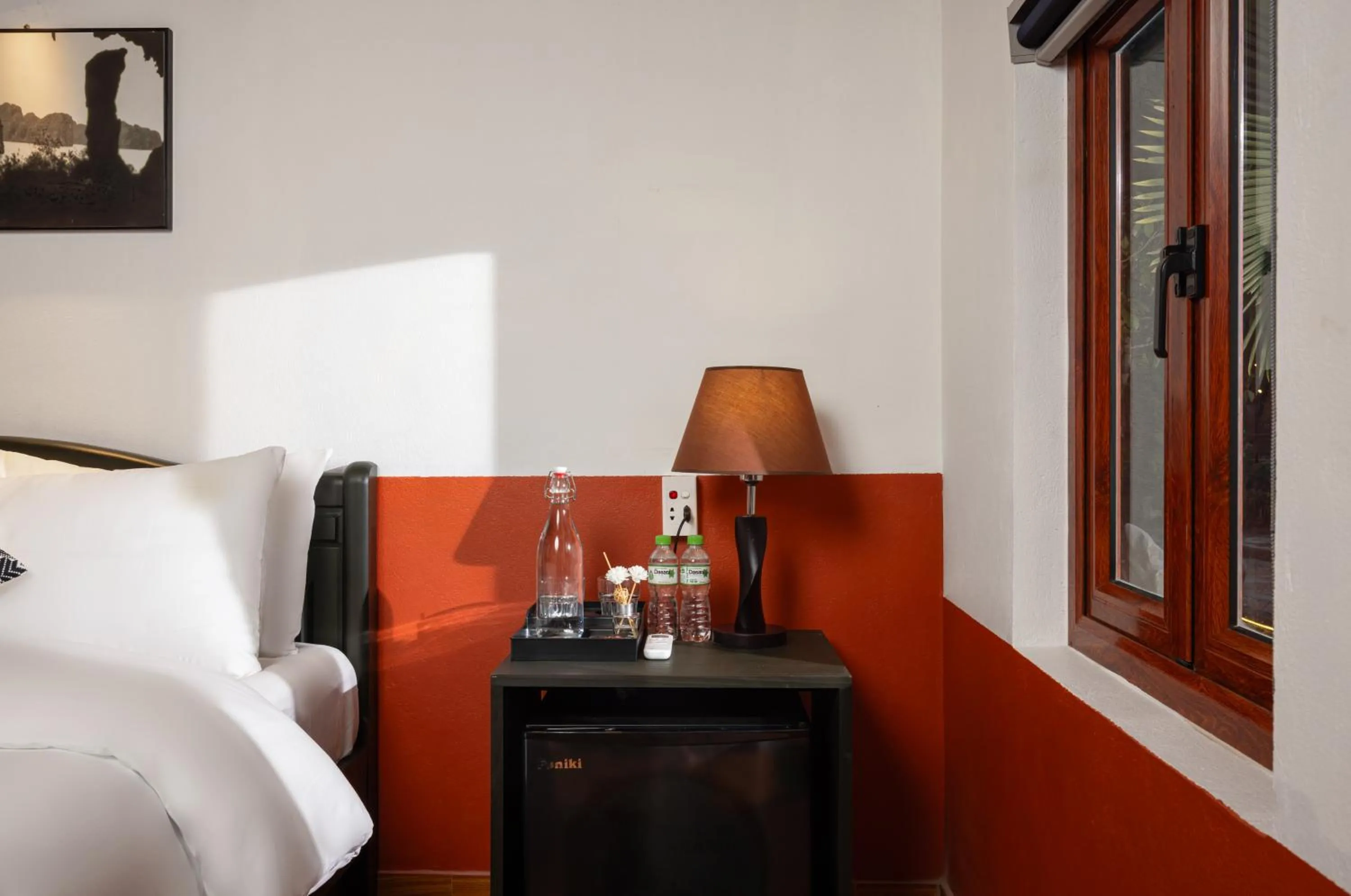 Decorative detail, Bed in Cat Ba Serena Homestay And Swimming Pool