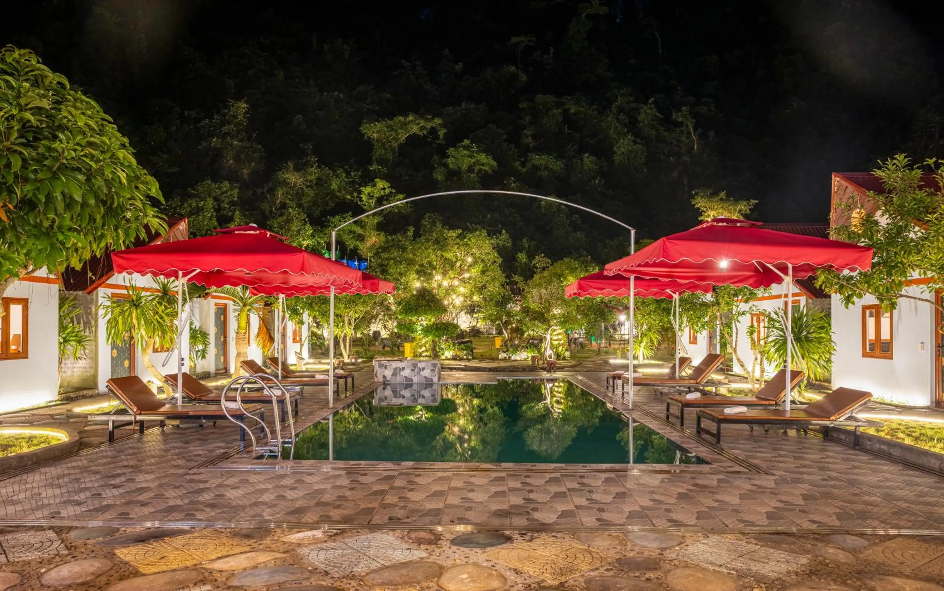 Night in Cat Ba Serena Homestay And Swimming Pool