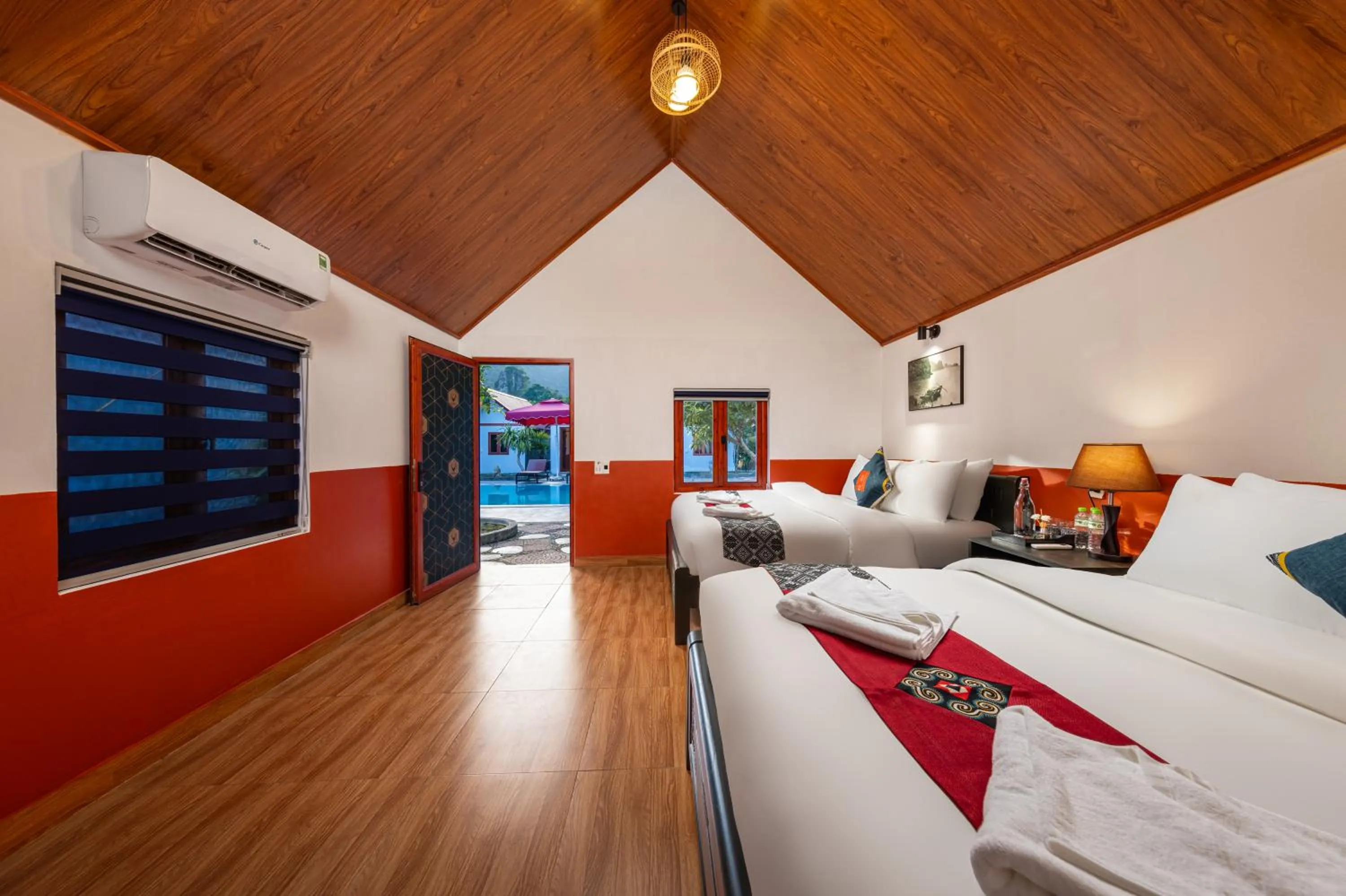 Bed in Cat Ba Serena Homestay And Swimming Pool