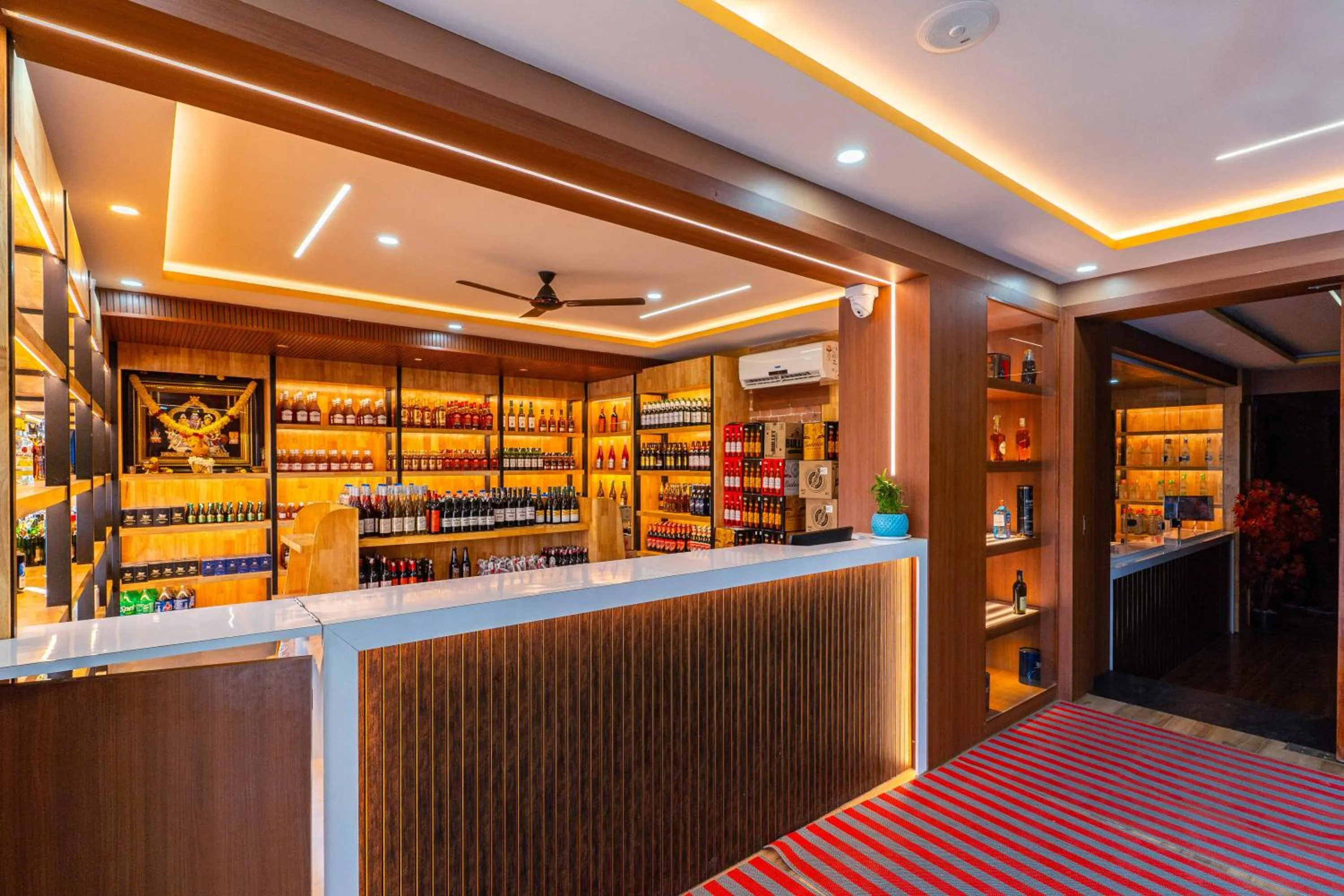 Lounge or bar in Treebo Kings Orchid