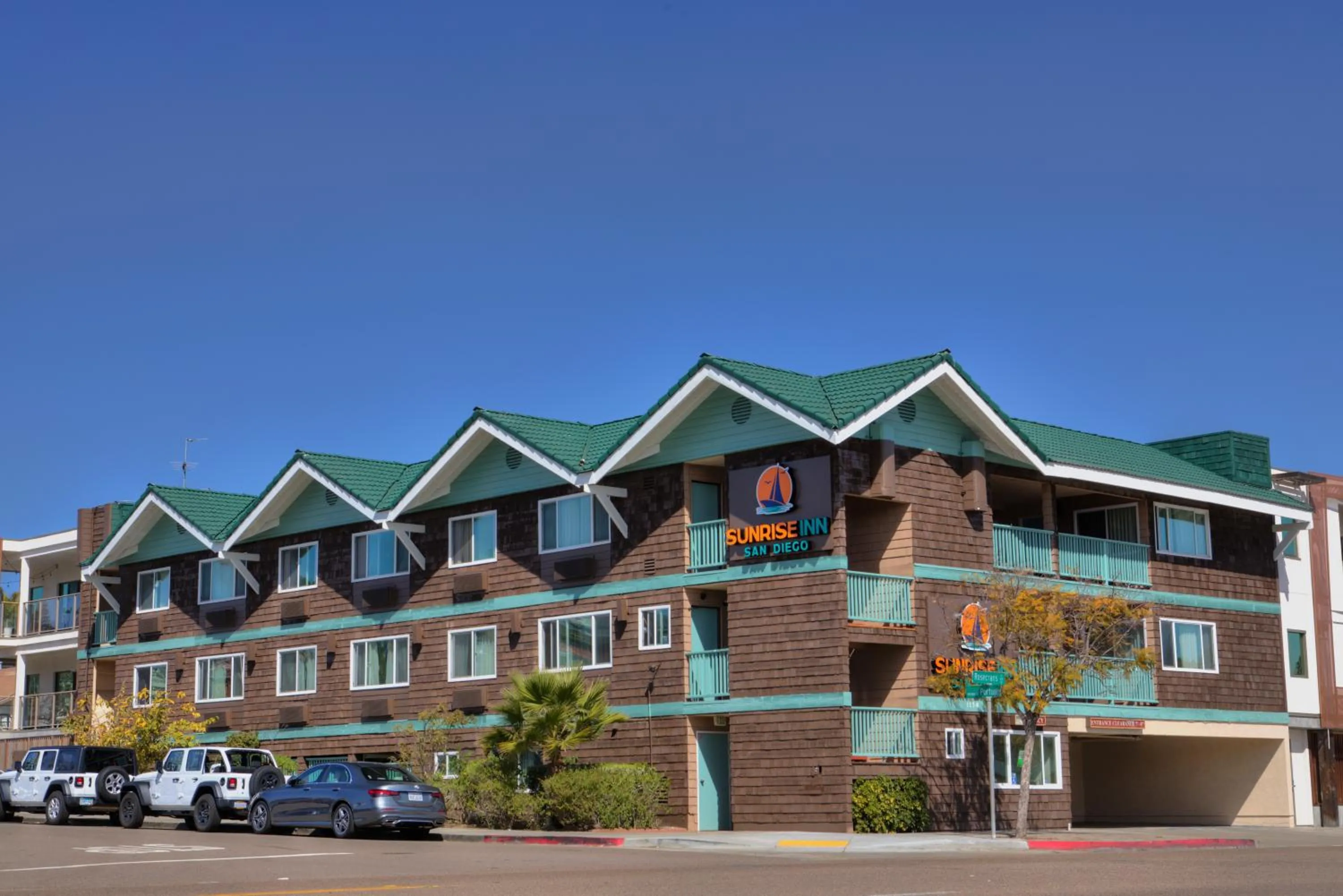 Property building in Sunrise Inn San Diego