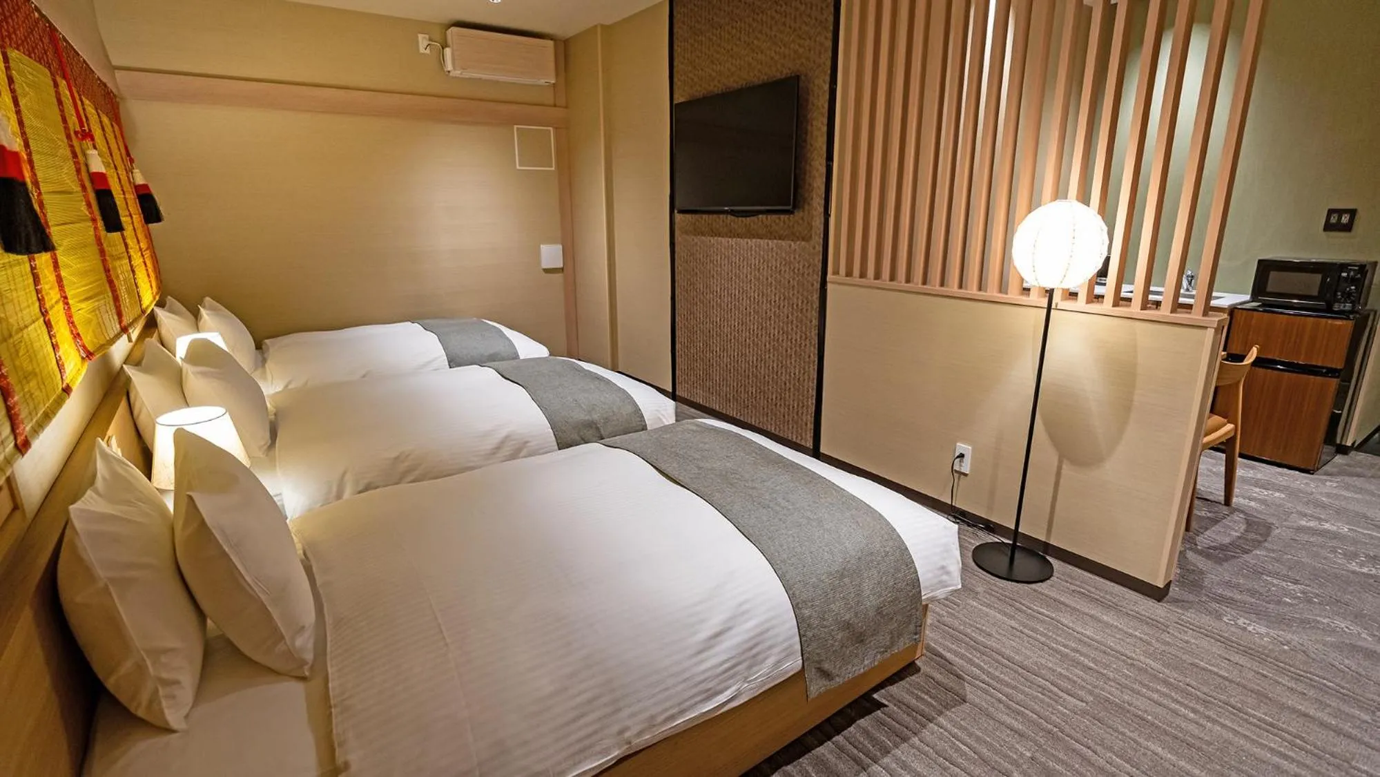 Bed in Stay SAKURA Tokyo Asakusa Yokozuna Hotel