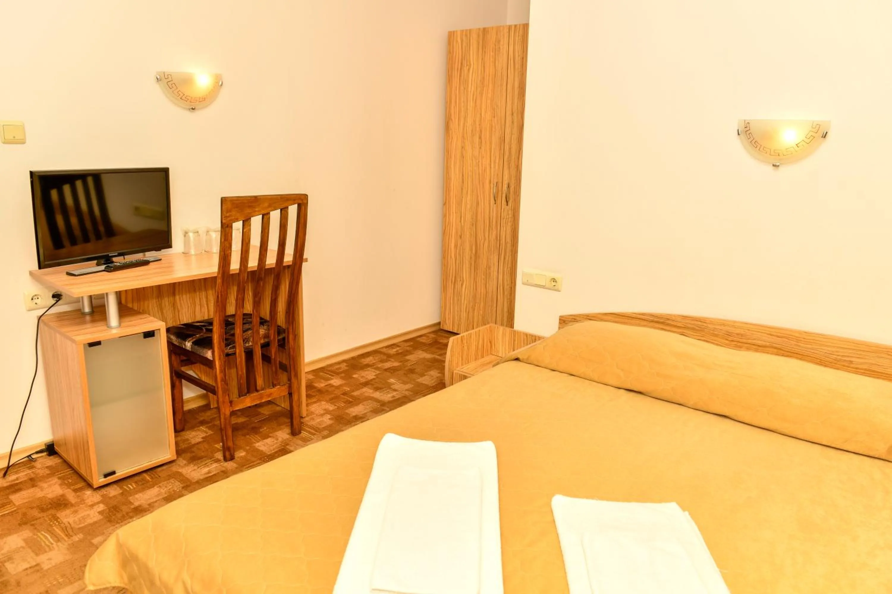 Bed in Blyan Family Hotel