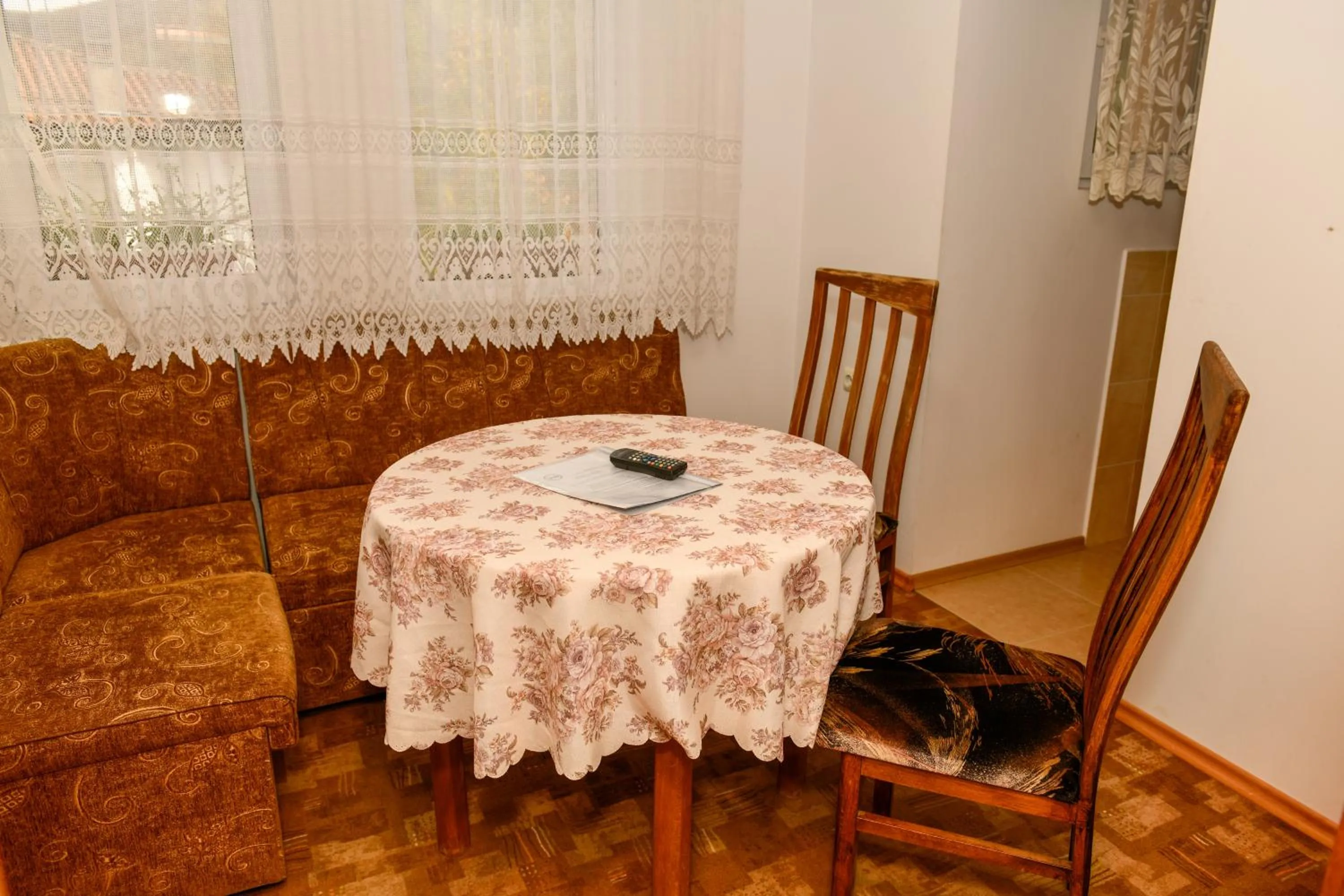 Living room in Blyan Family Hotel