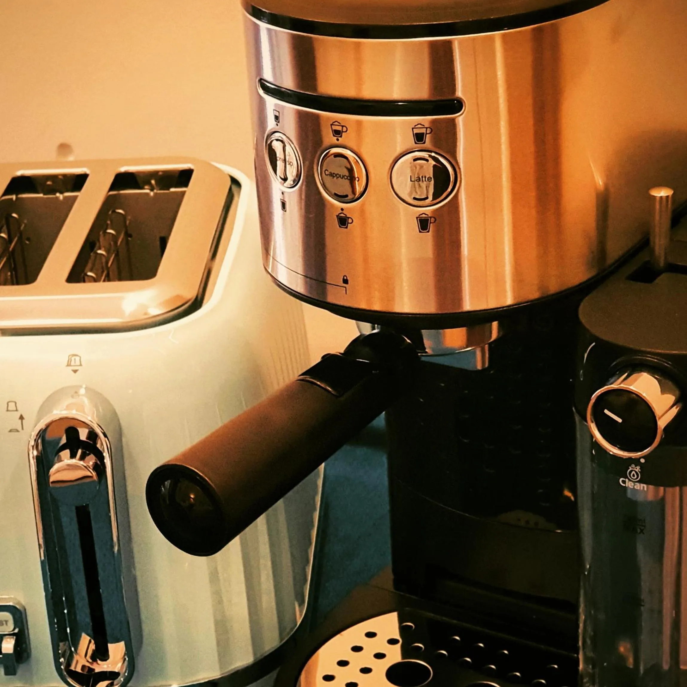 Decorative detail in The Lancefield Lodge