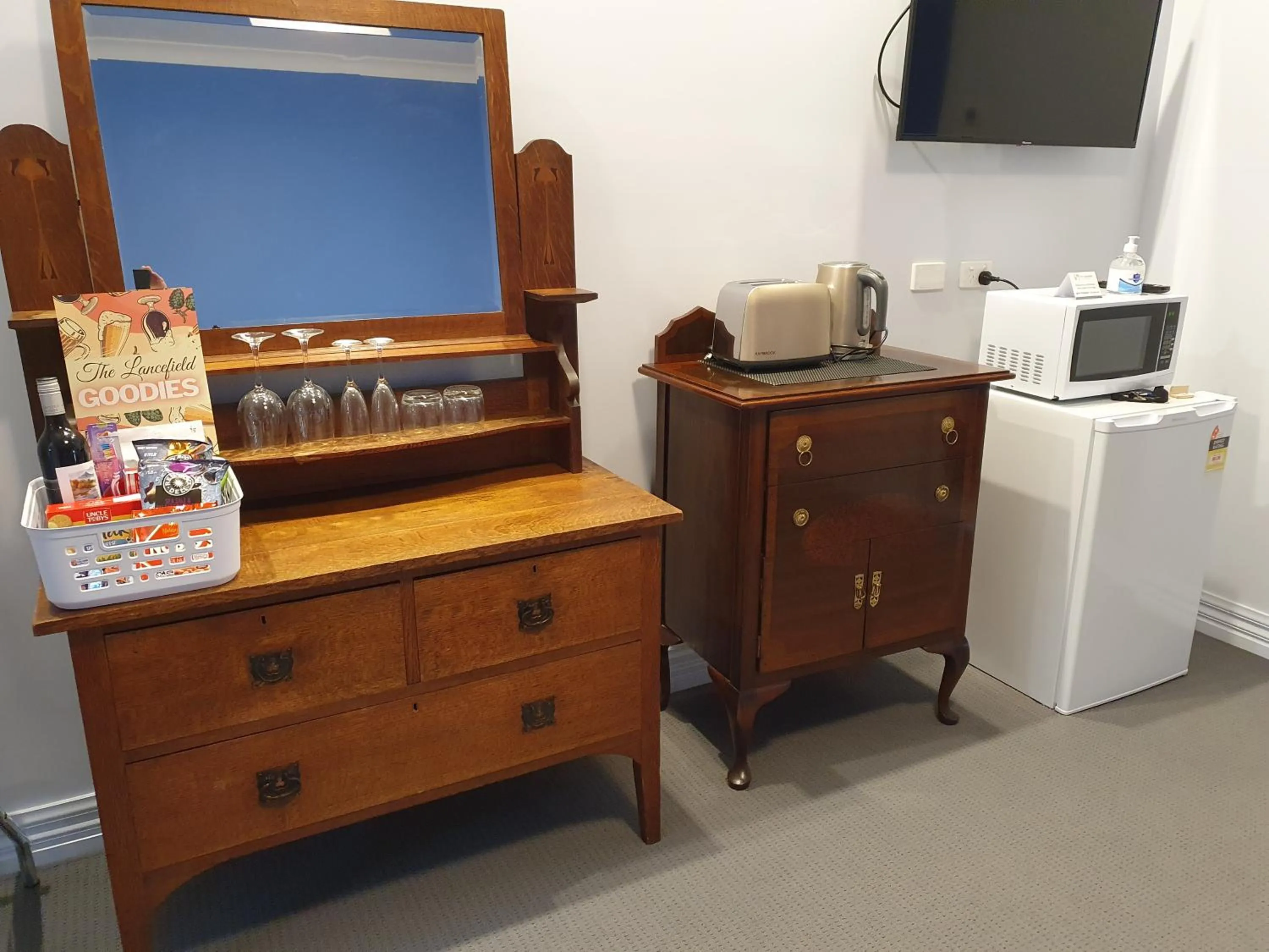 TV and multimedia in The Lancefield Lodge