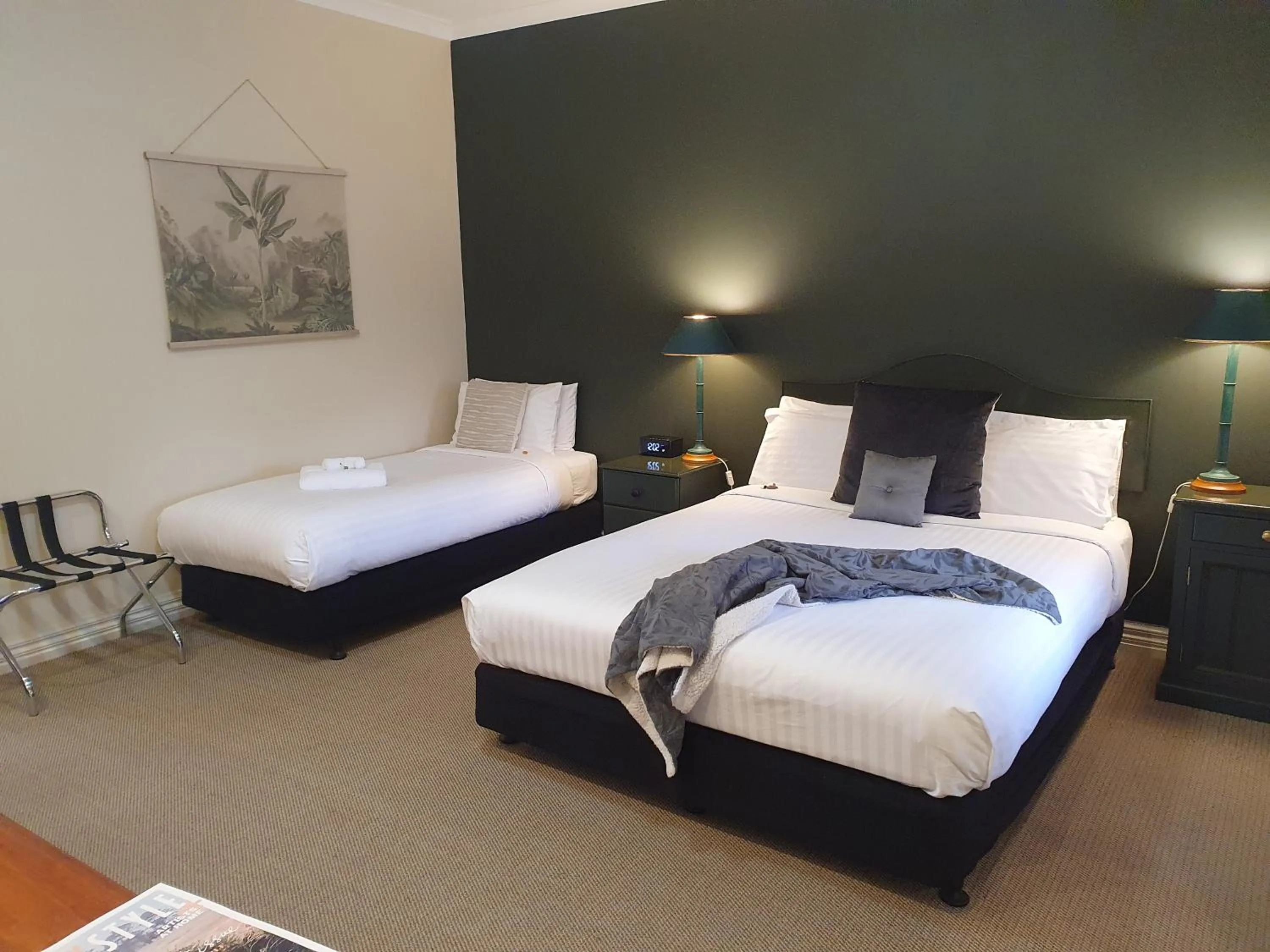 Bed in The Lancefield Lodge