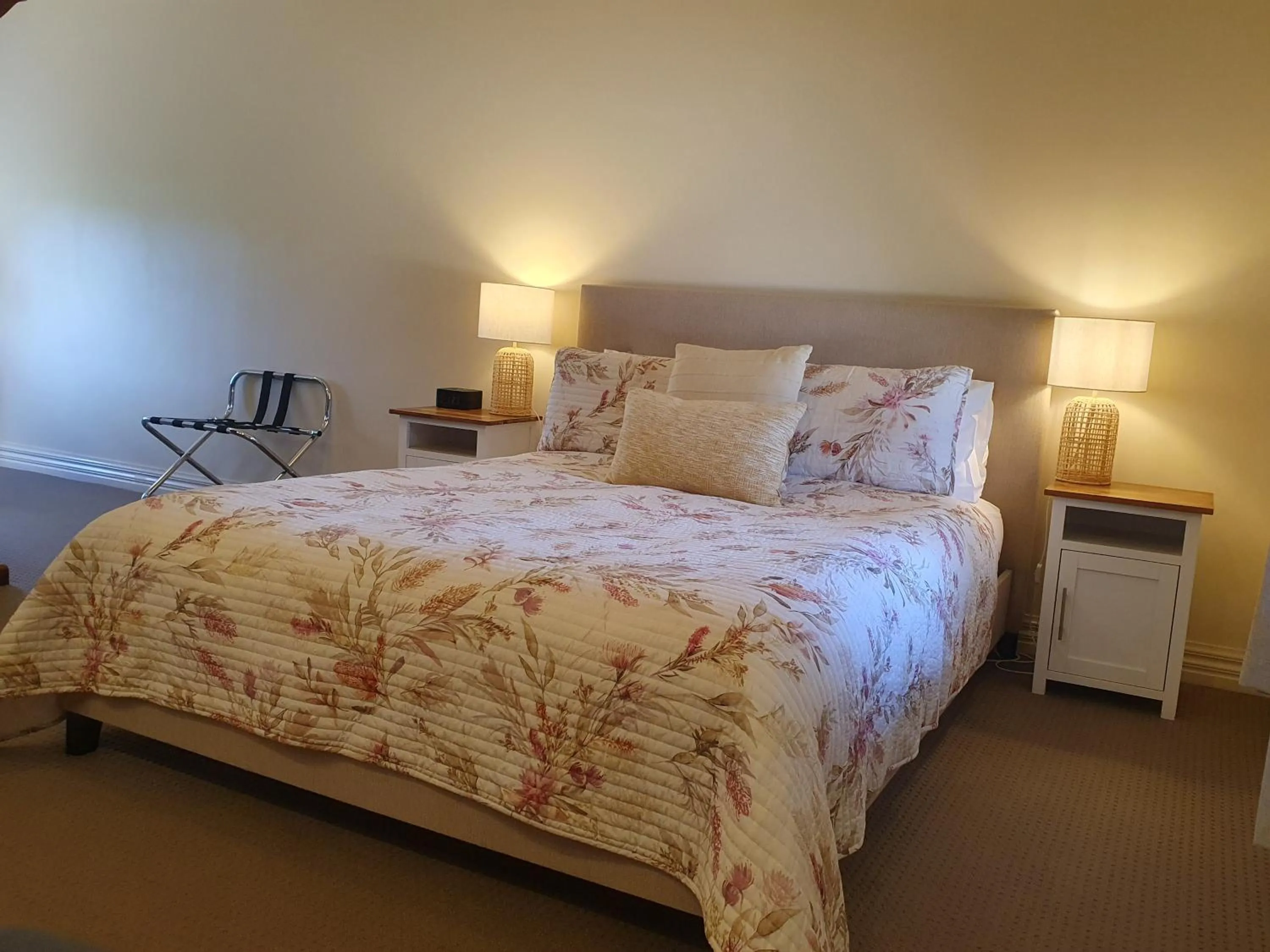 Bed in The Lancefield Lodge