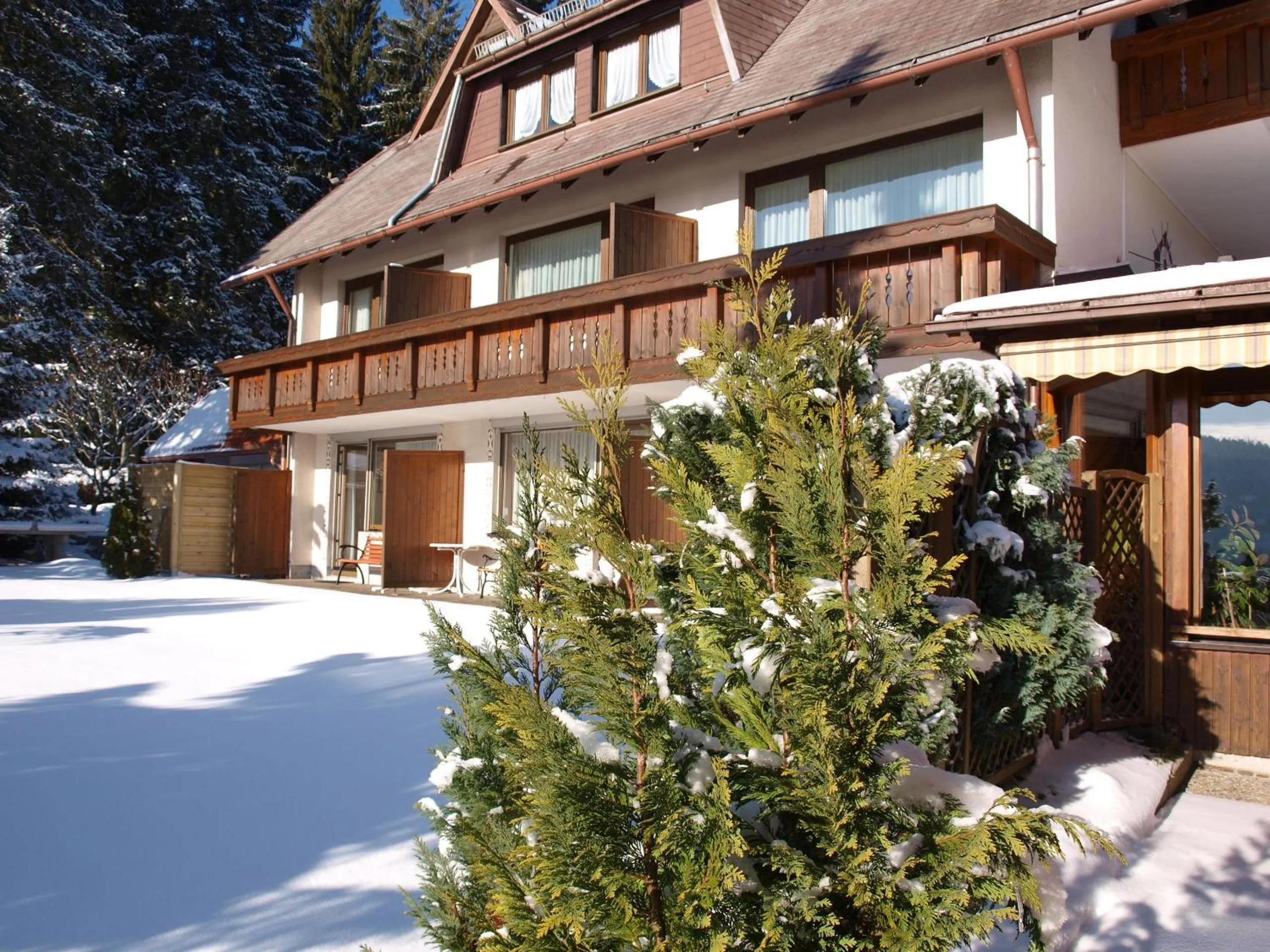 Facade/entrance in Hotel Restaurant Peterle