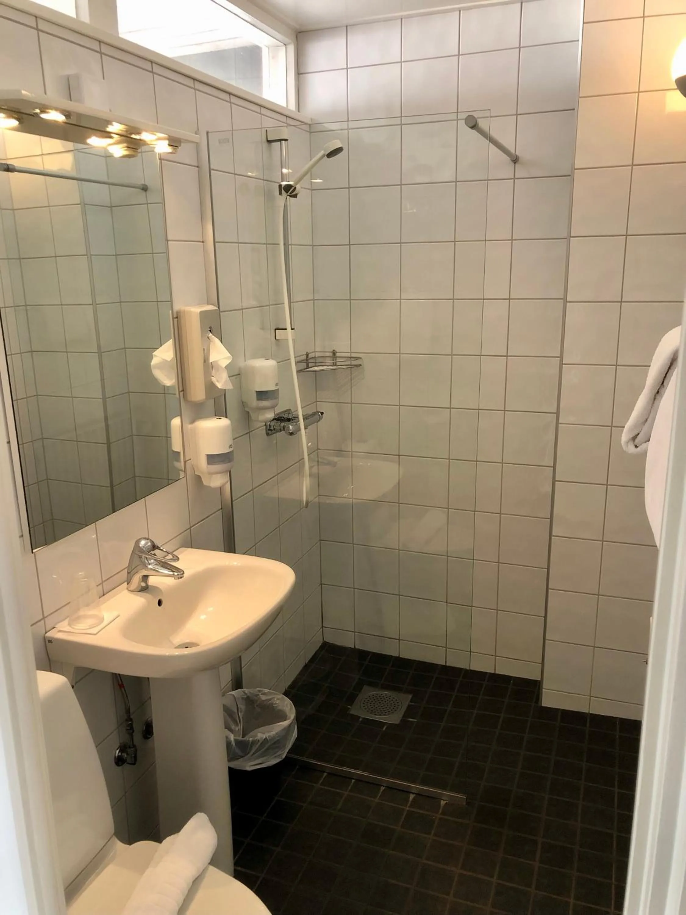 Bathroom in Vätterleden Hotell & Restaurang