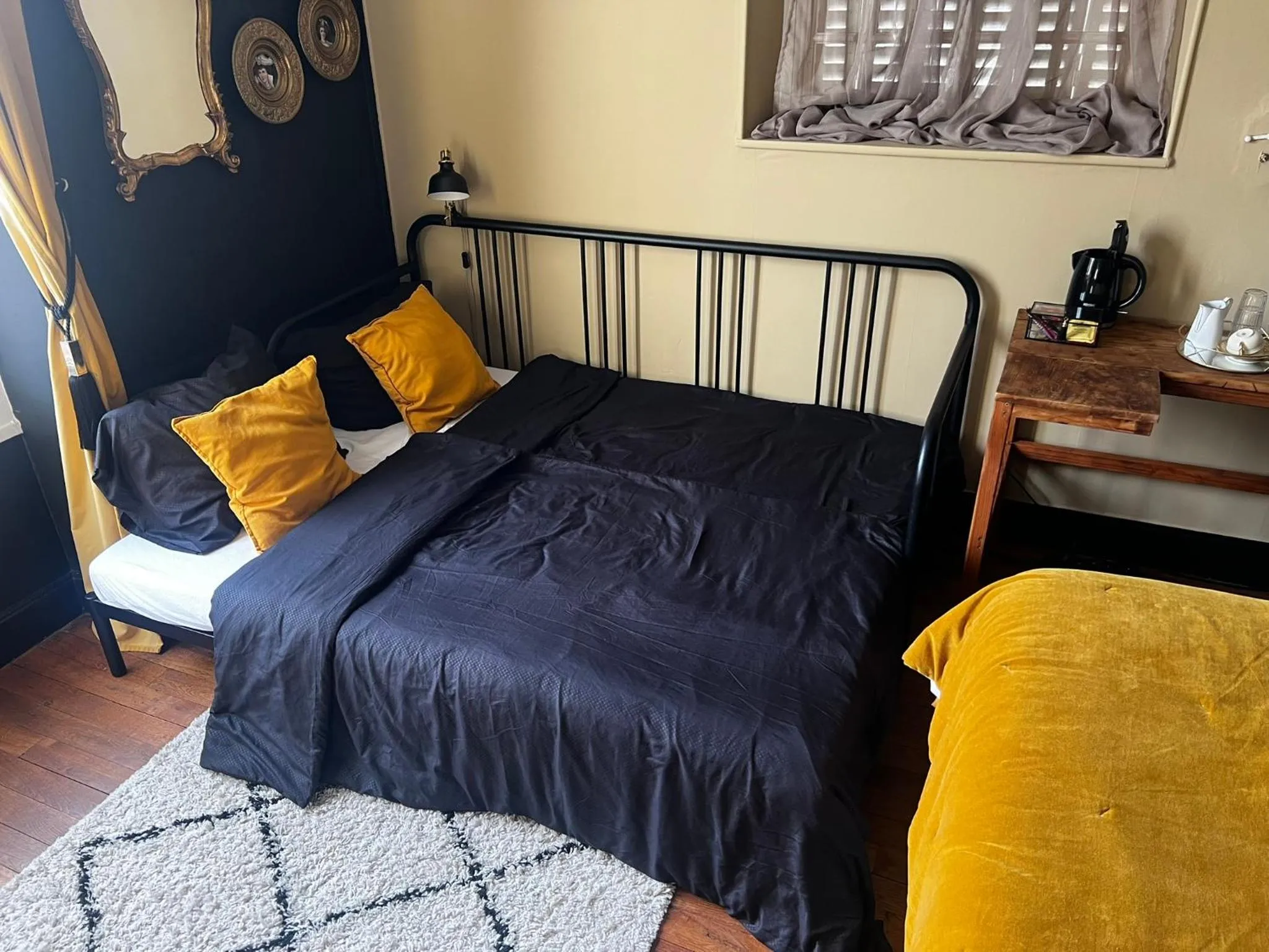 Bed in Maison de la Comtesse