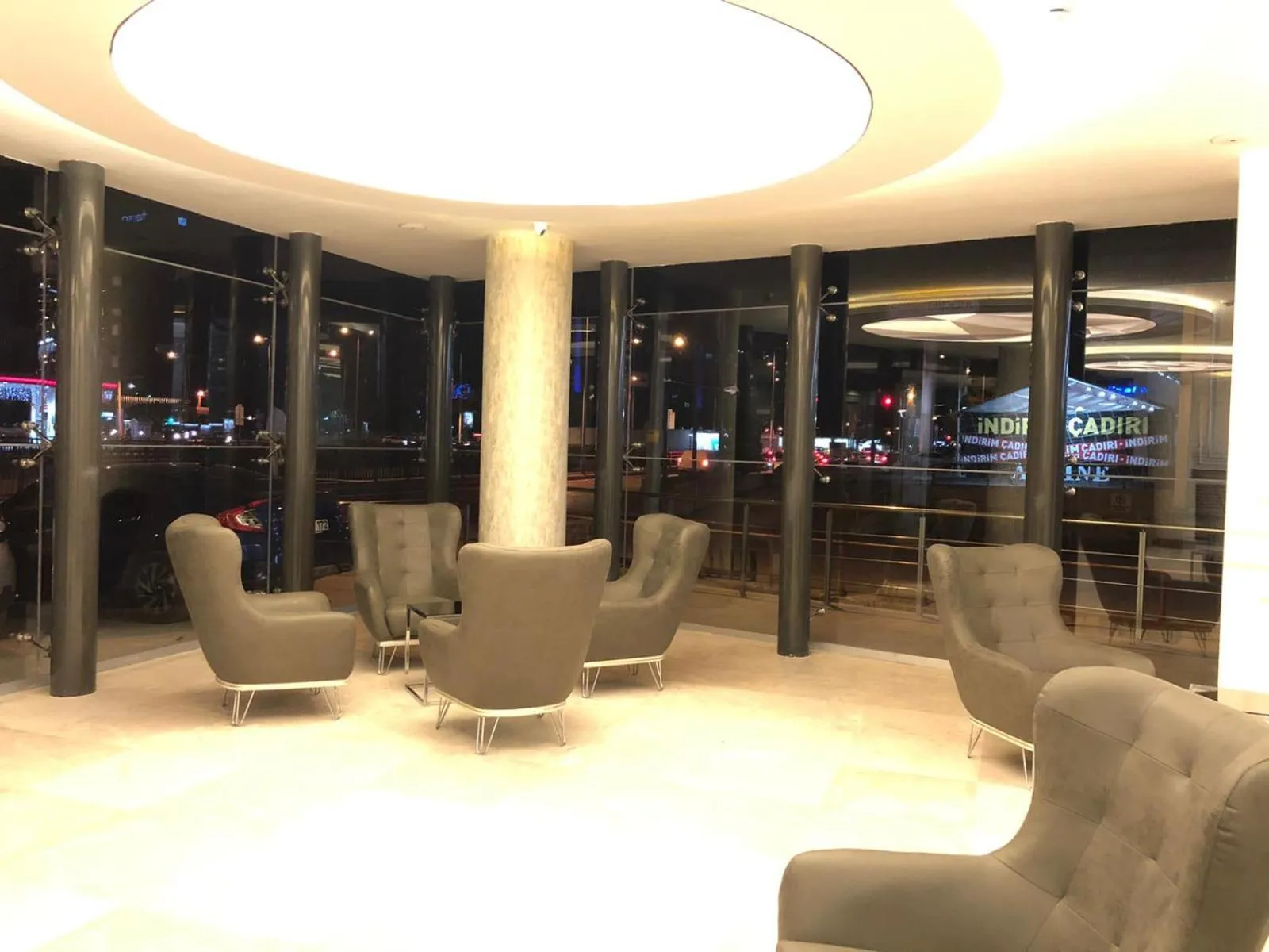 Lobby or reception in Le Luxe Suites Hotel